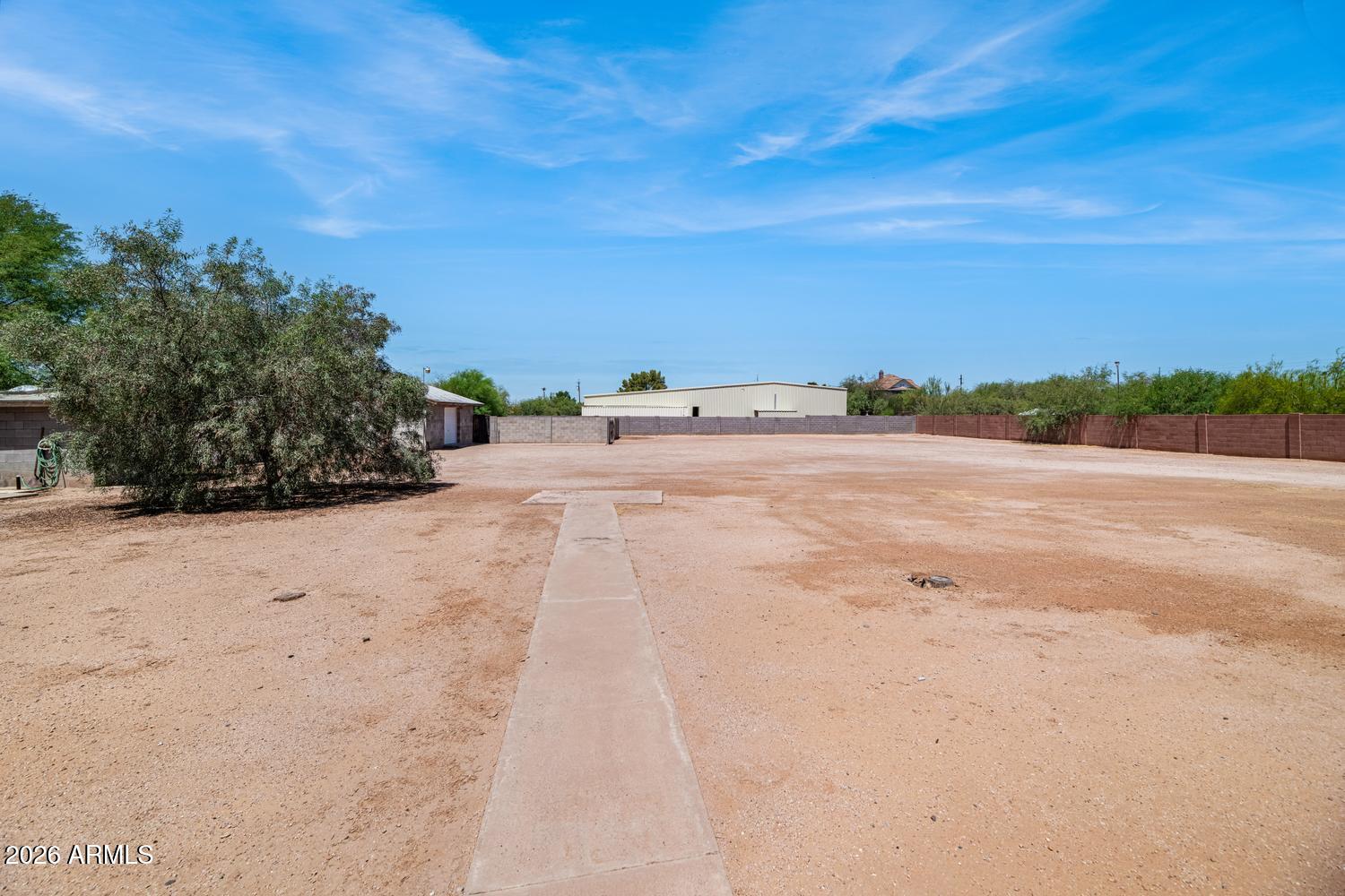 PARADISE RANCHITOS - Residential