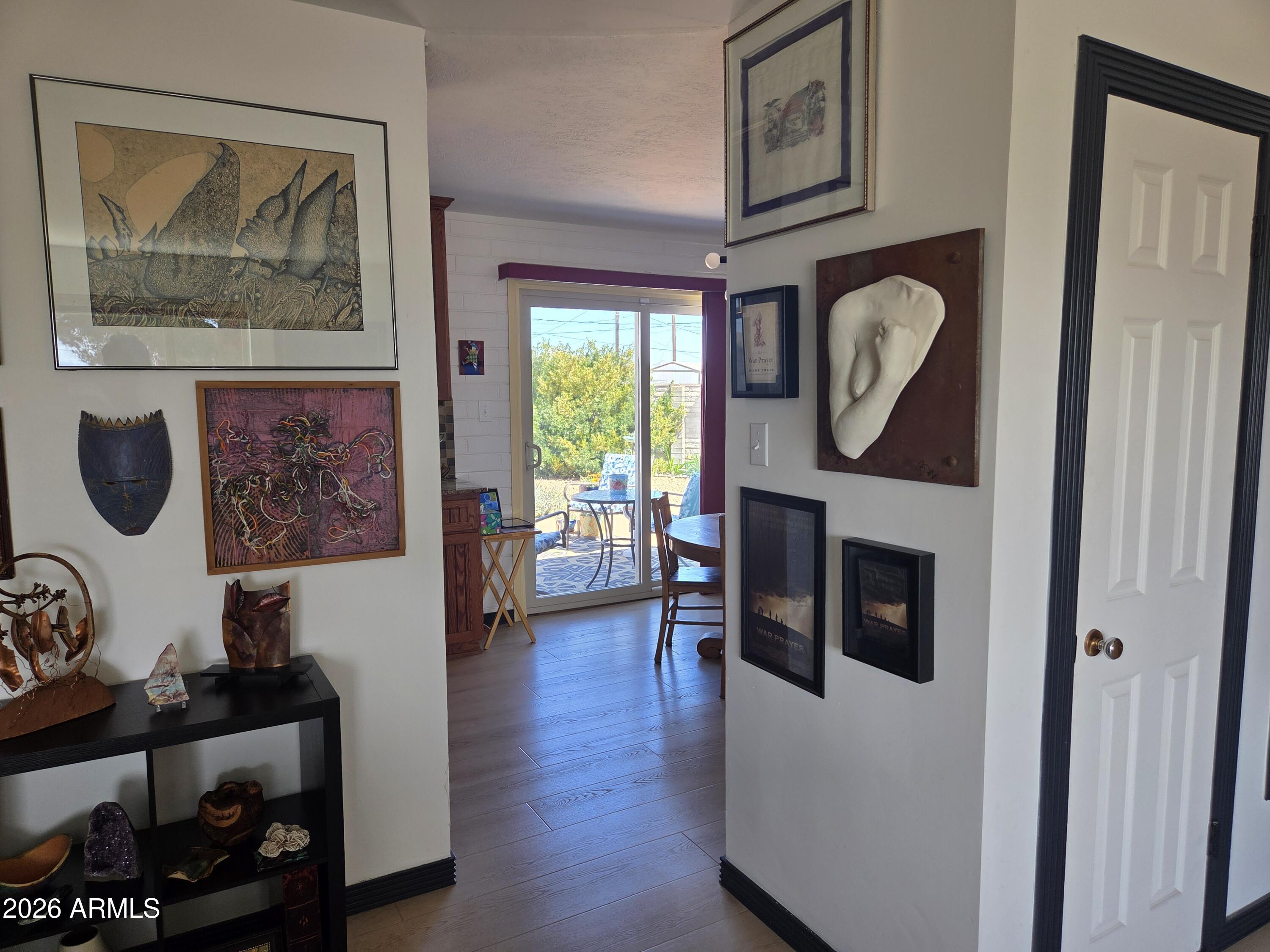 MOUNTAIN VIEW - Residential