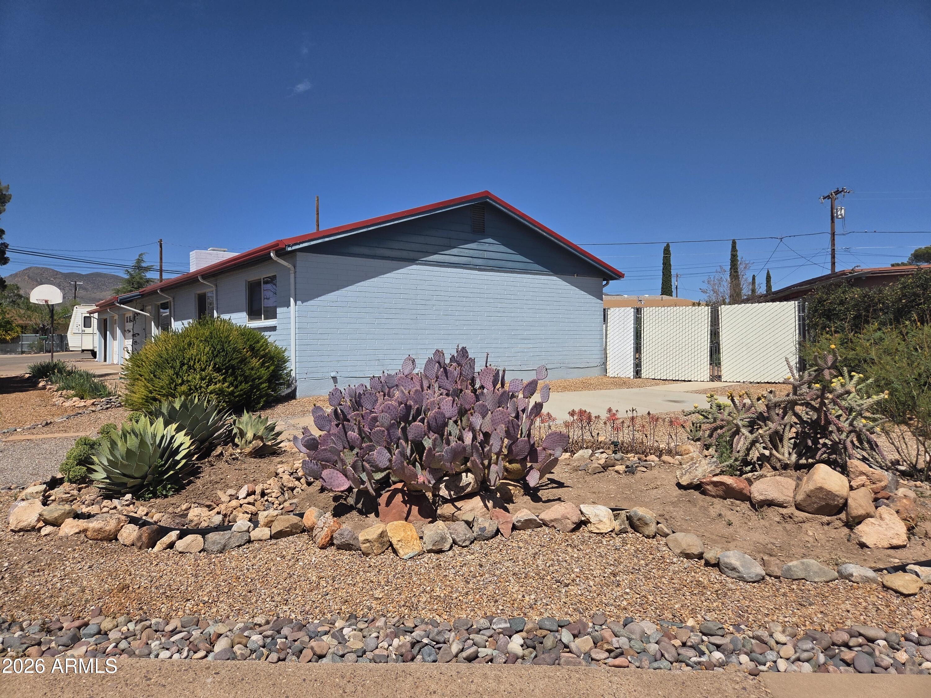 MOUNTAIN VIEW - Residential