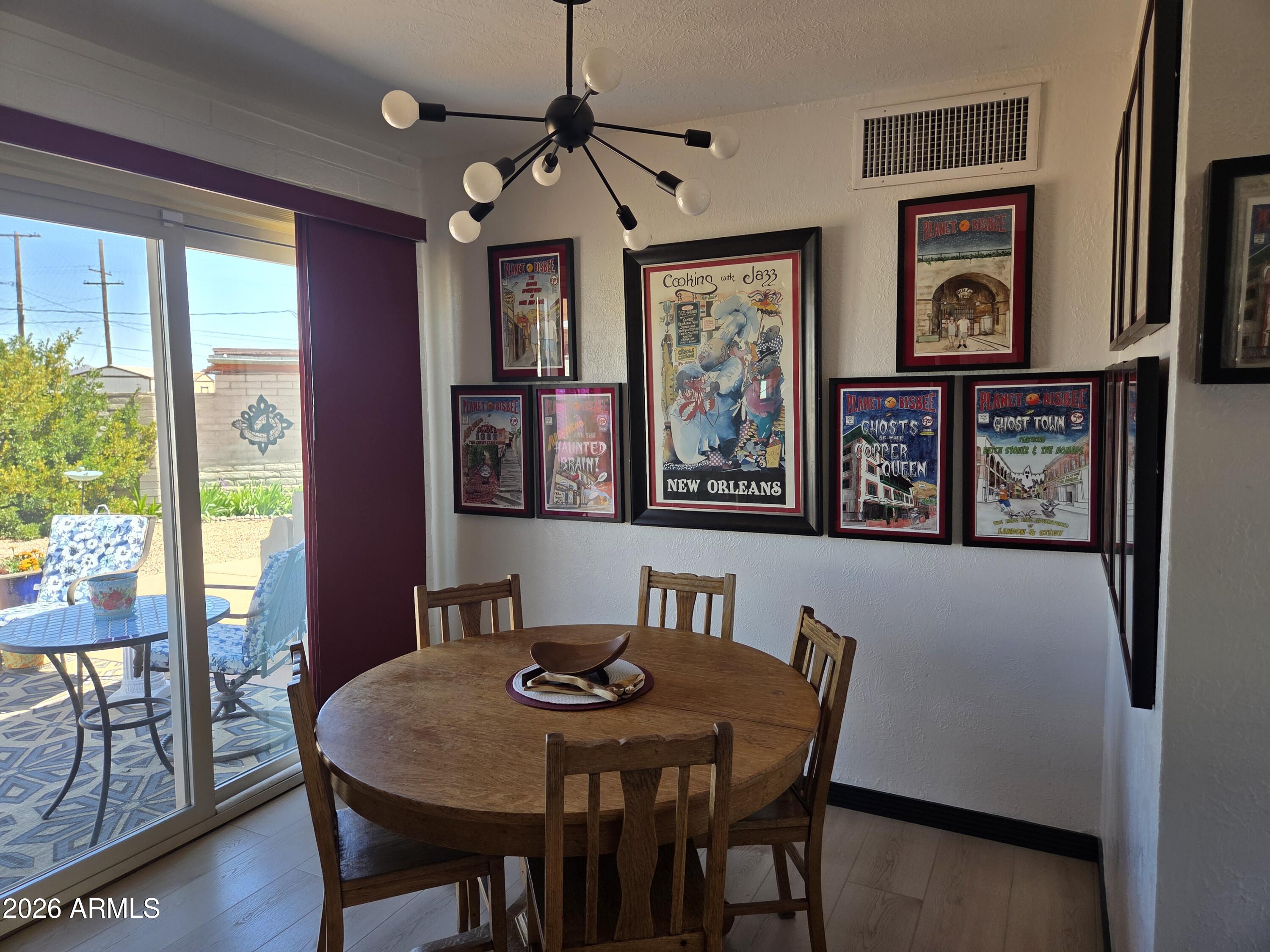MOUNTAIN VIEW - Residential
