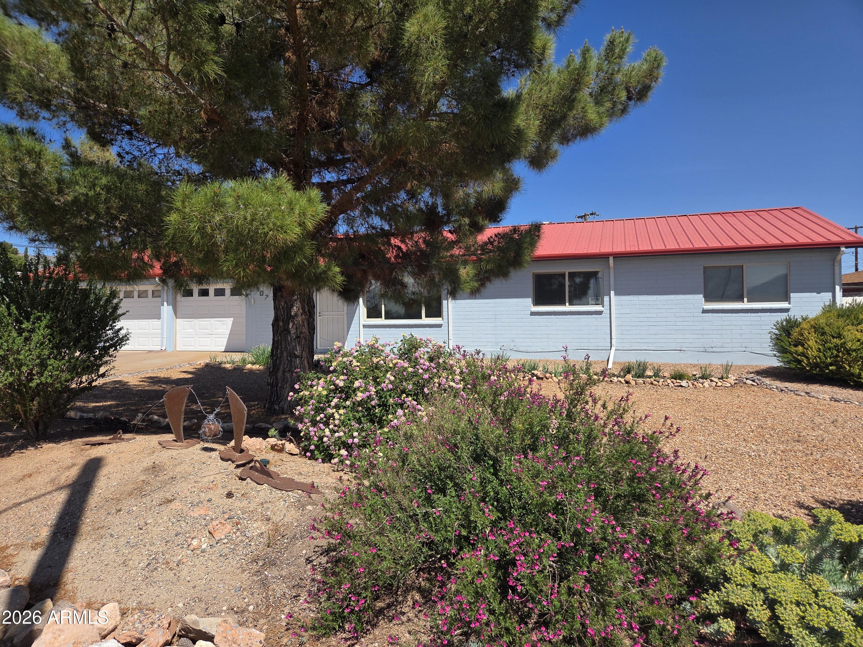MOUNTAIN VIEW - Residential