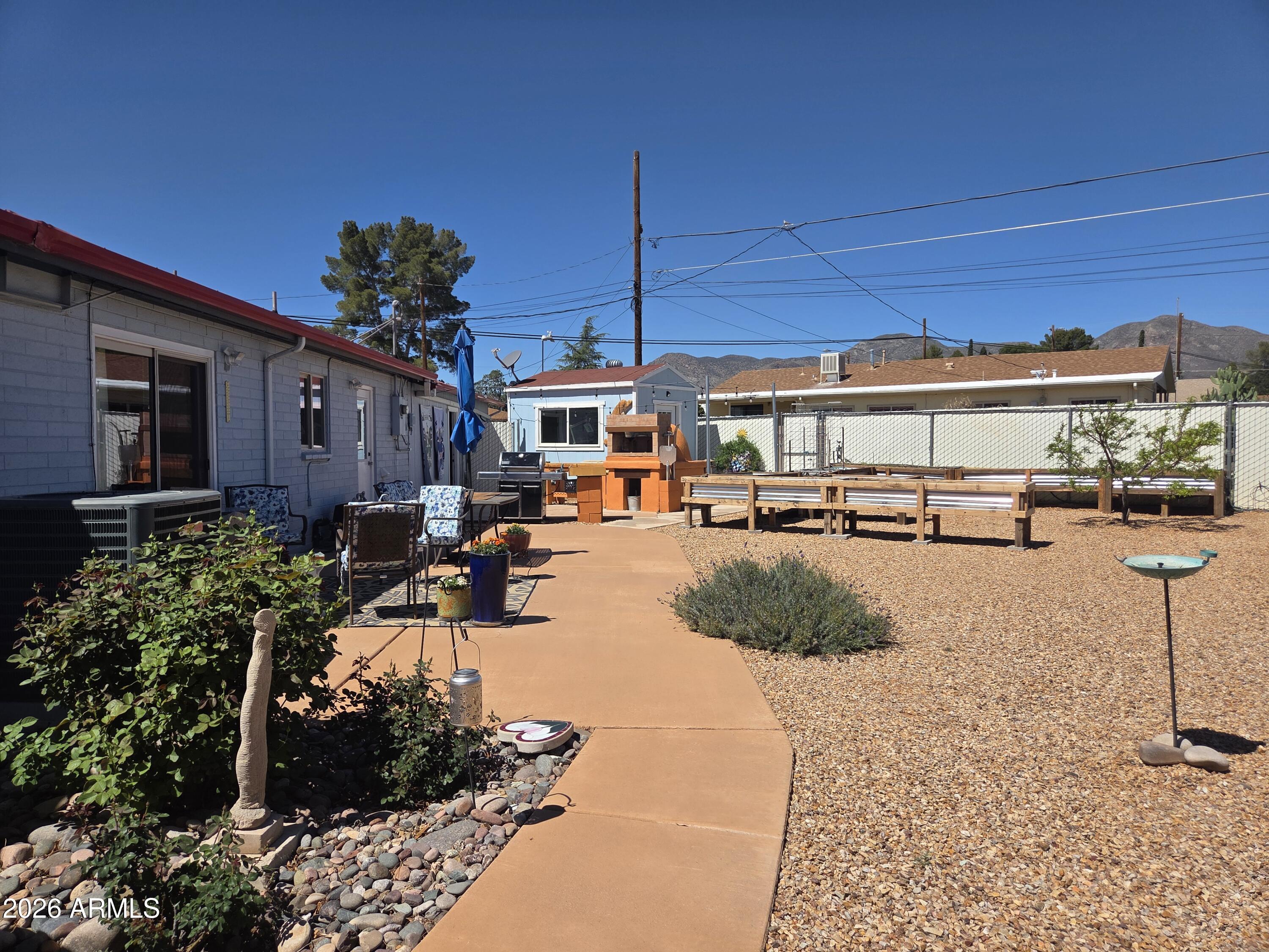 MOUNTAIN VIEW - Residential