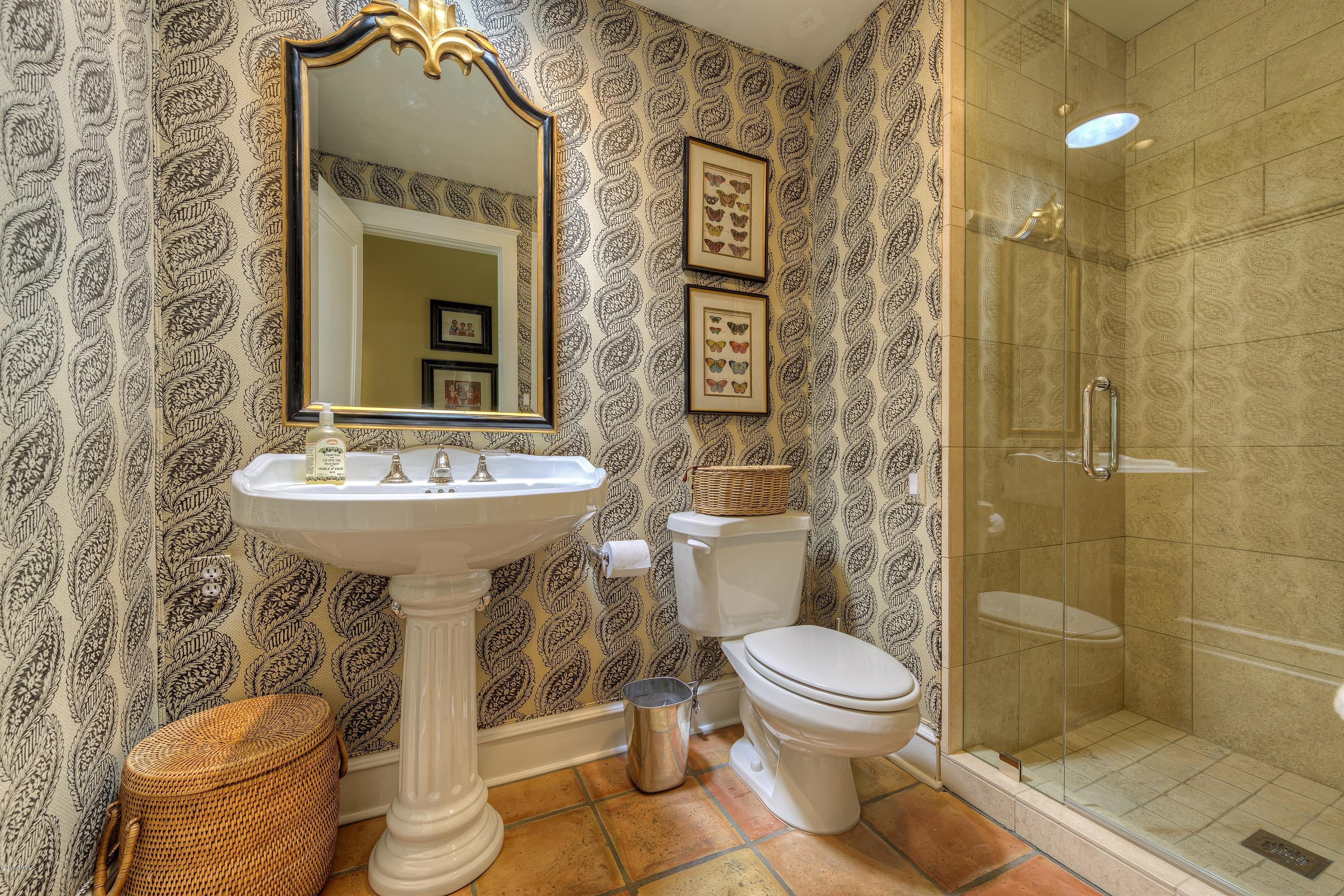 Gilbert Manor Lot 1 - Residential
