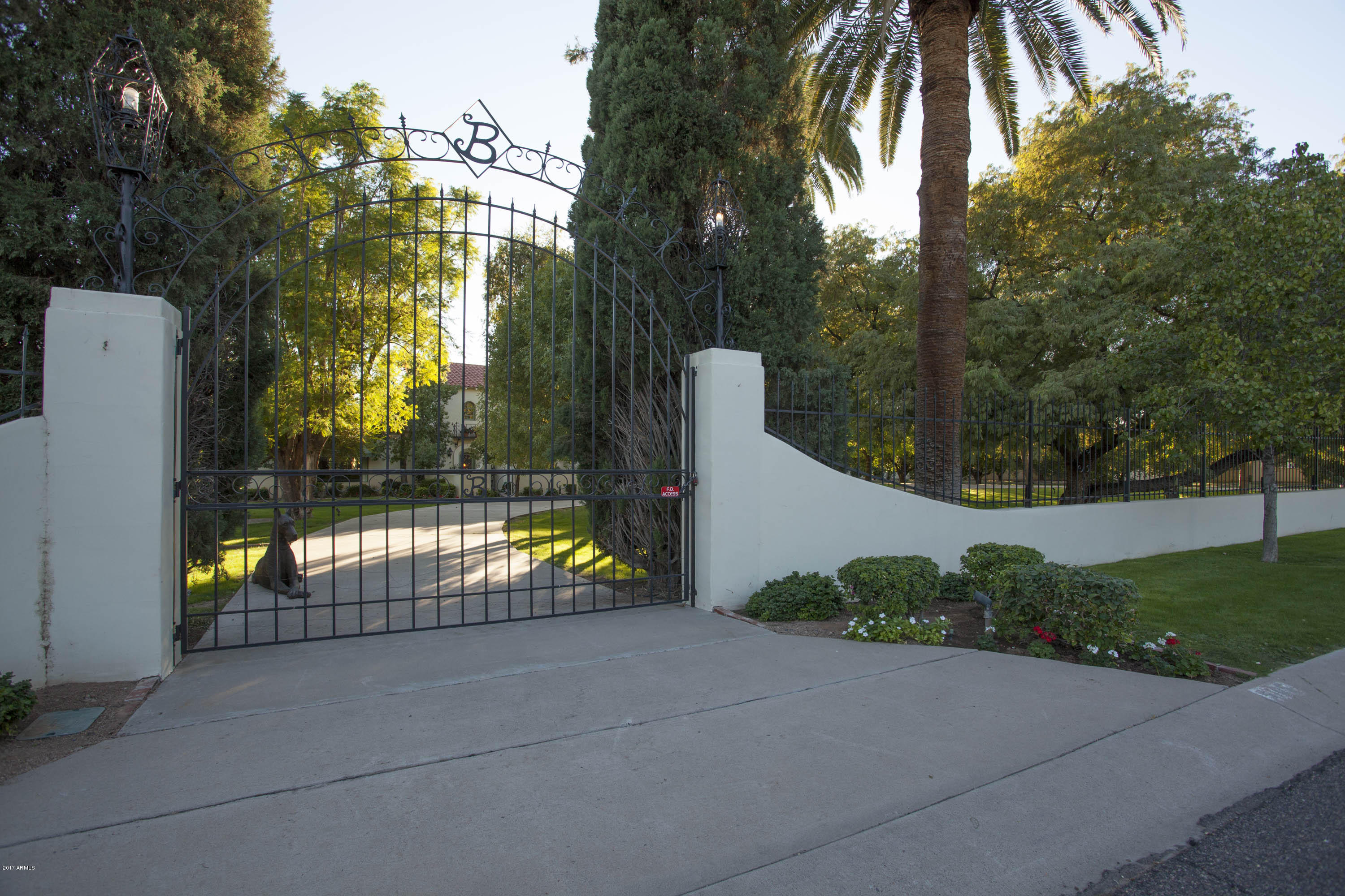 Gilbert Manor Lot 1 - Residential