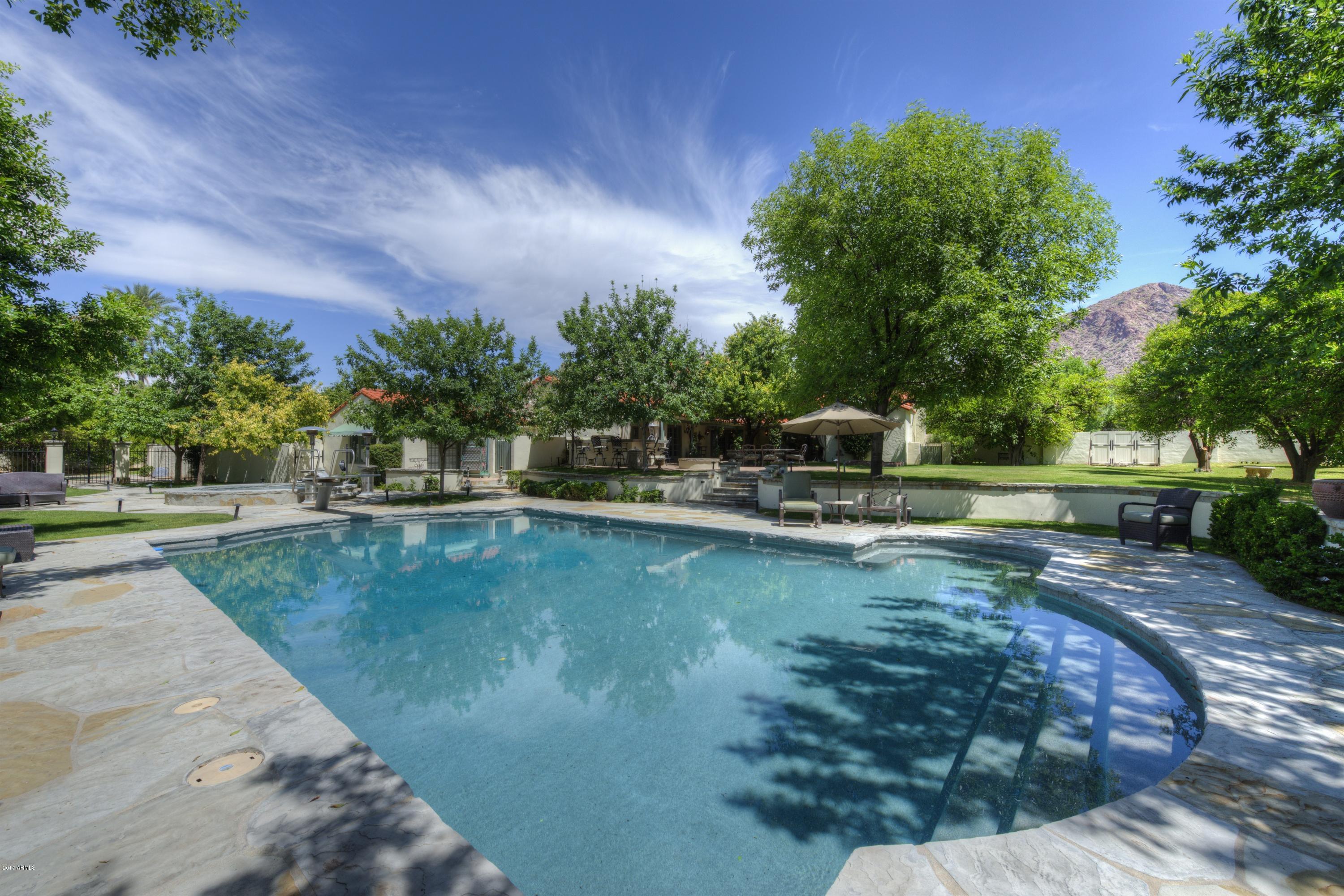 Gilbert Manor Lot 1 - Residential