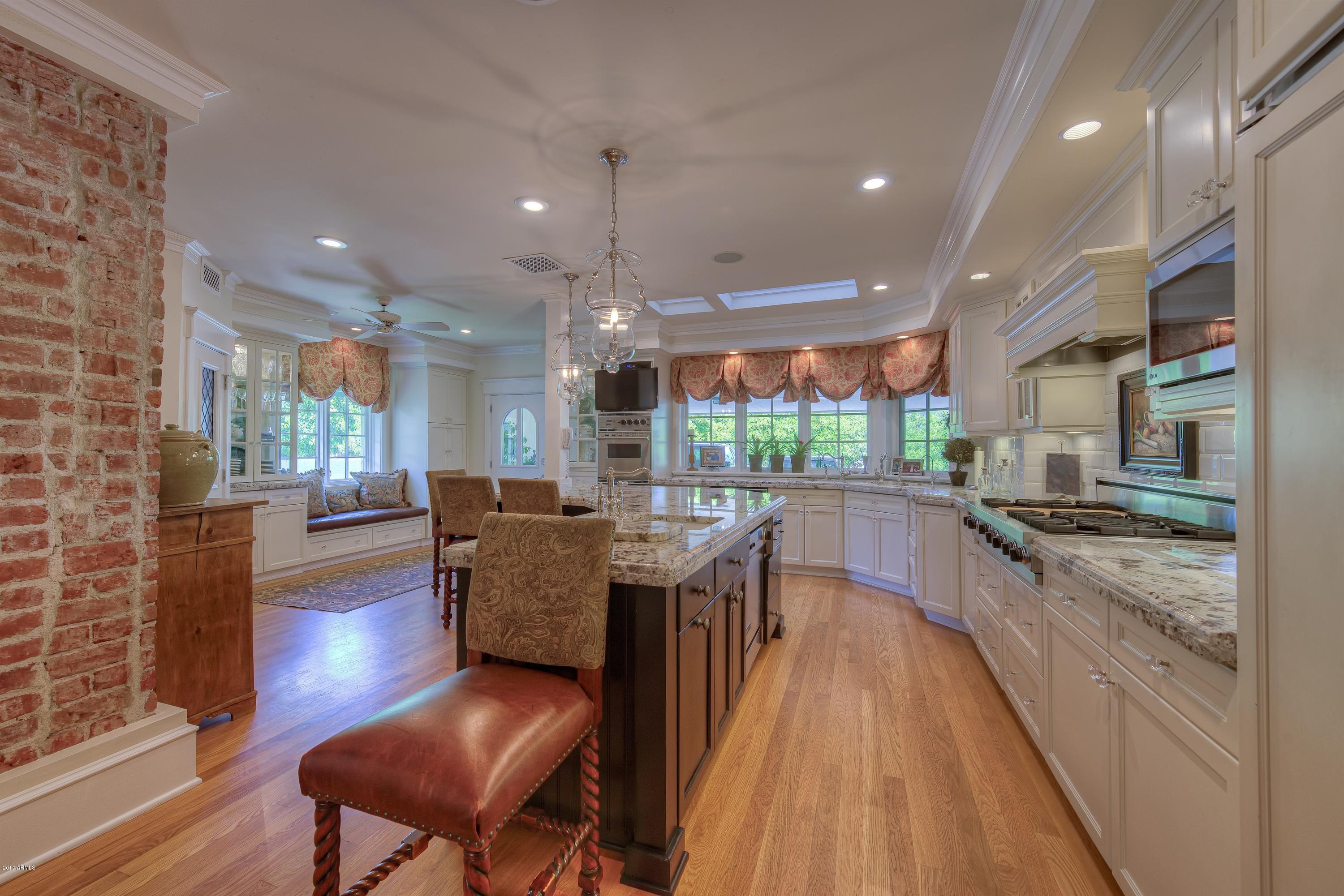 Gilbert Manor Lot 1 - Residential