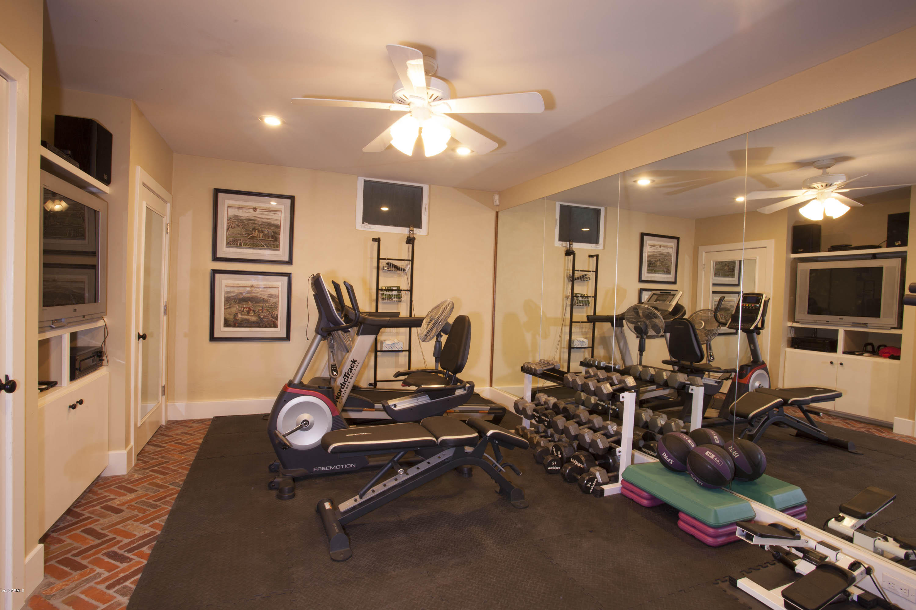 Gilbert Manor Lot 1 - Residential