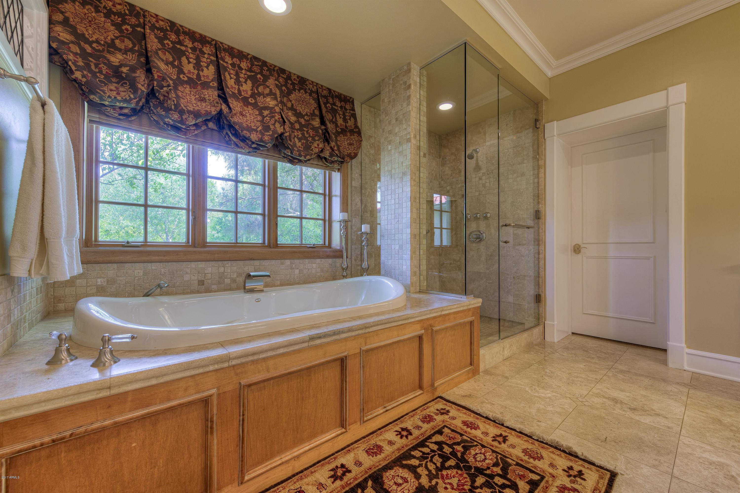 Gilbert Manor Lot 1 - Residential
