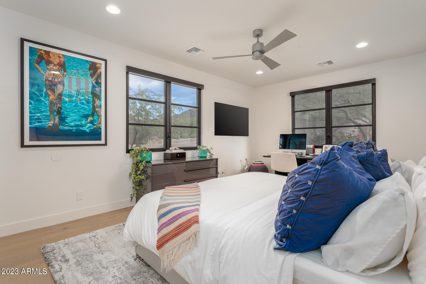 STARLIGHT GARDENS - Residential