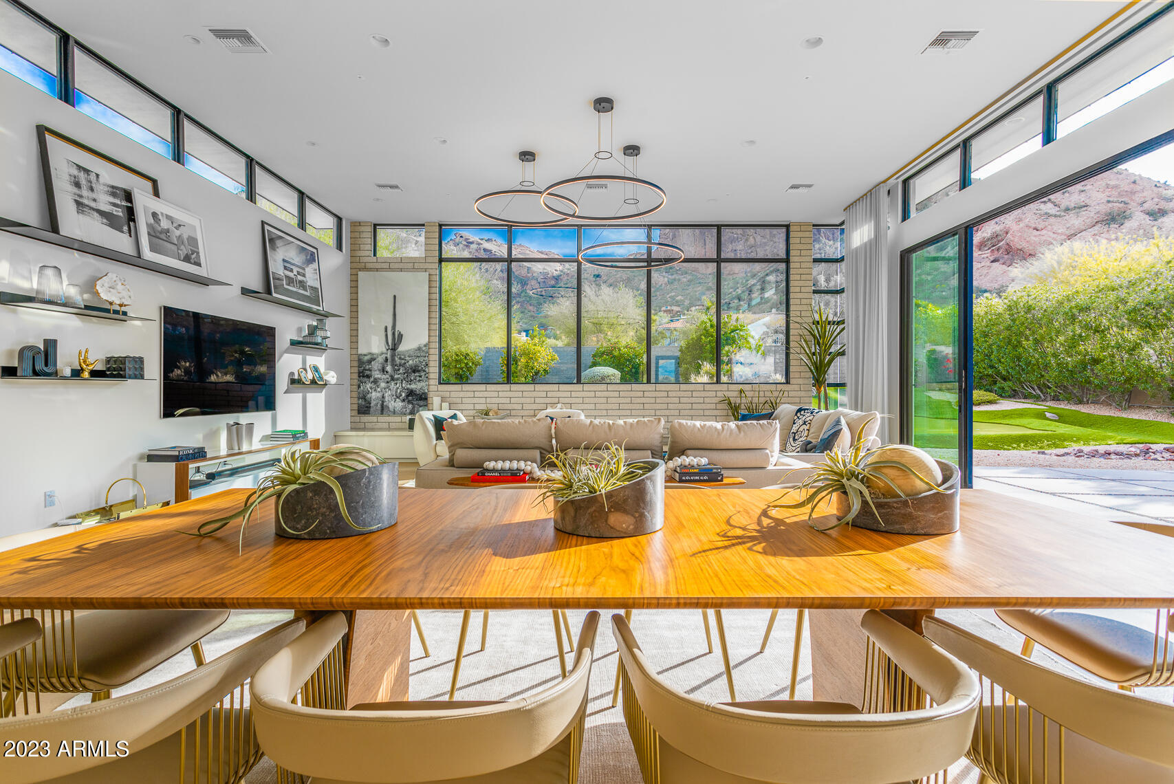 STARLIGHT GARDENS - Residential