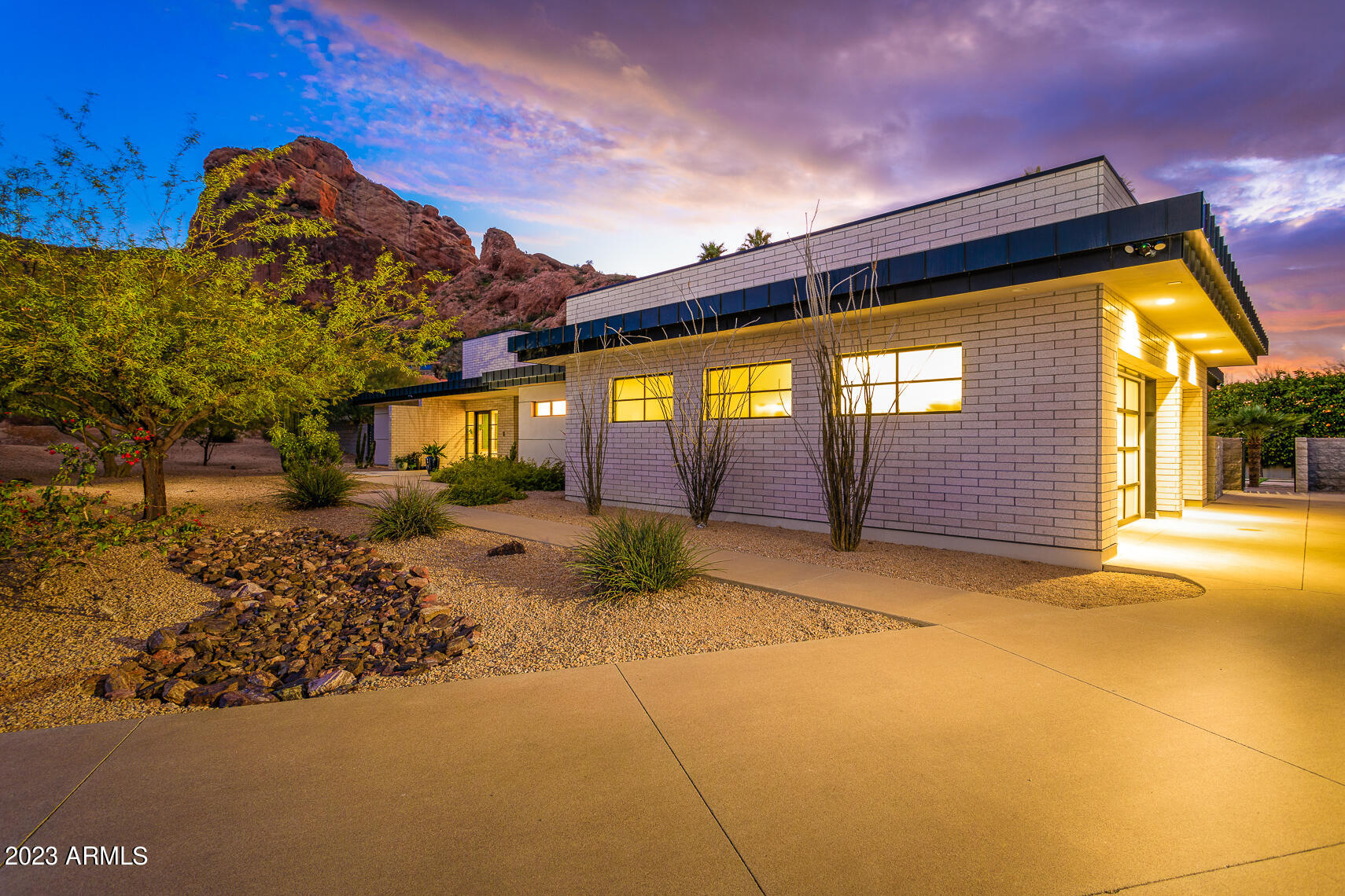 STARLIGHT GARDENS - Residential
