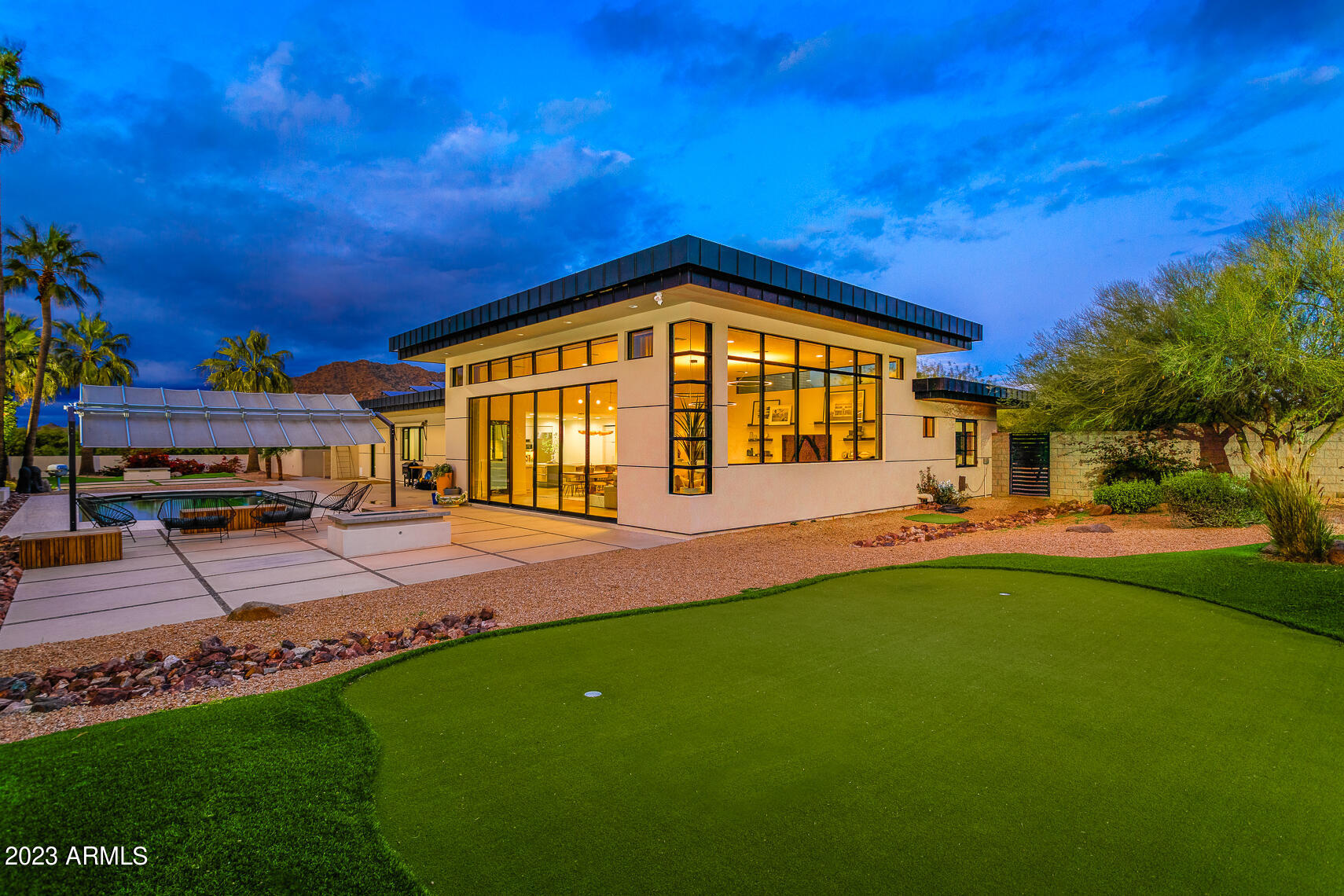 STARLIGHT GARDENS - Residential