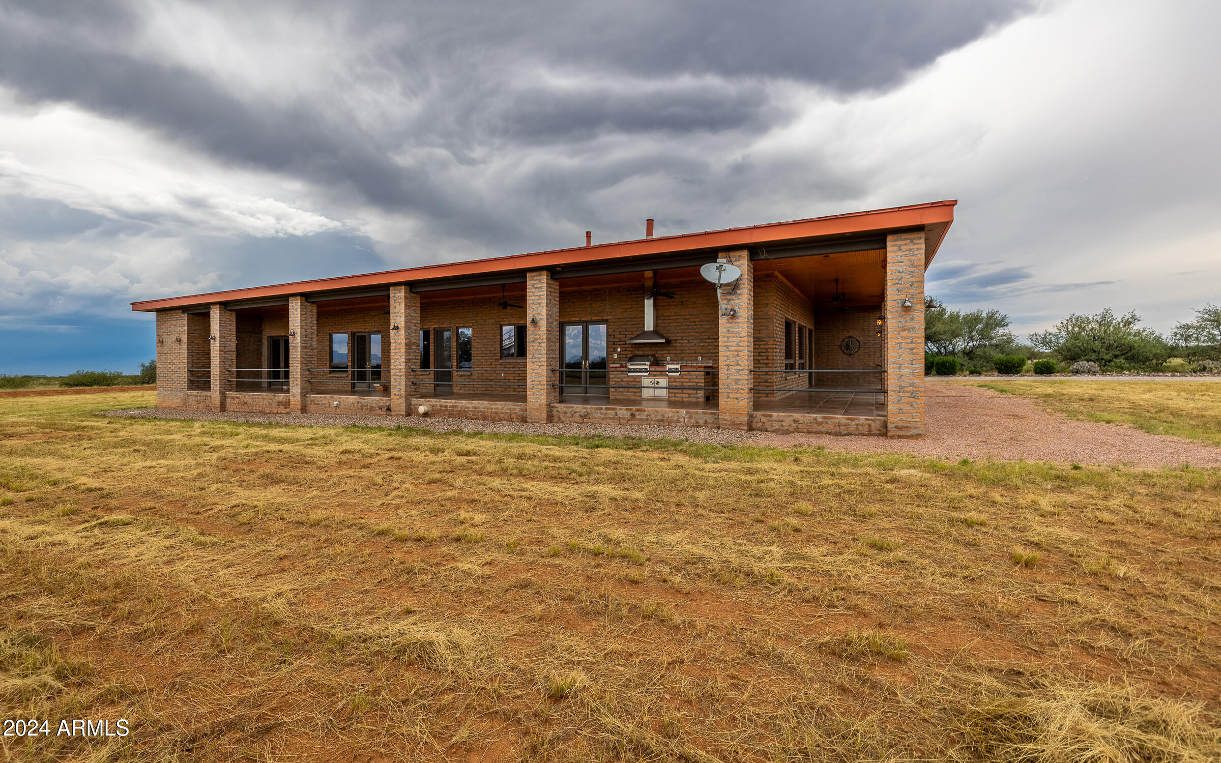 DRAGOON MOUNTAIN RANCH 1 - Residential