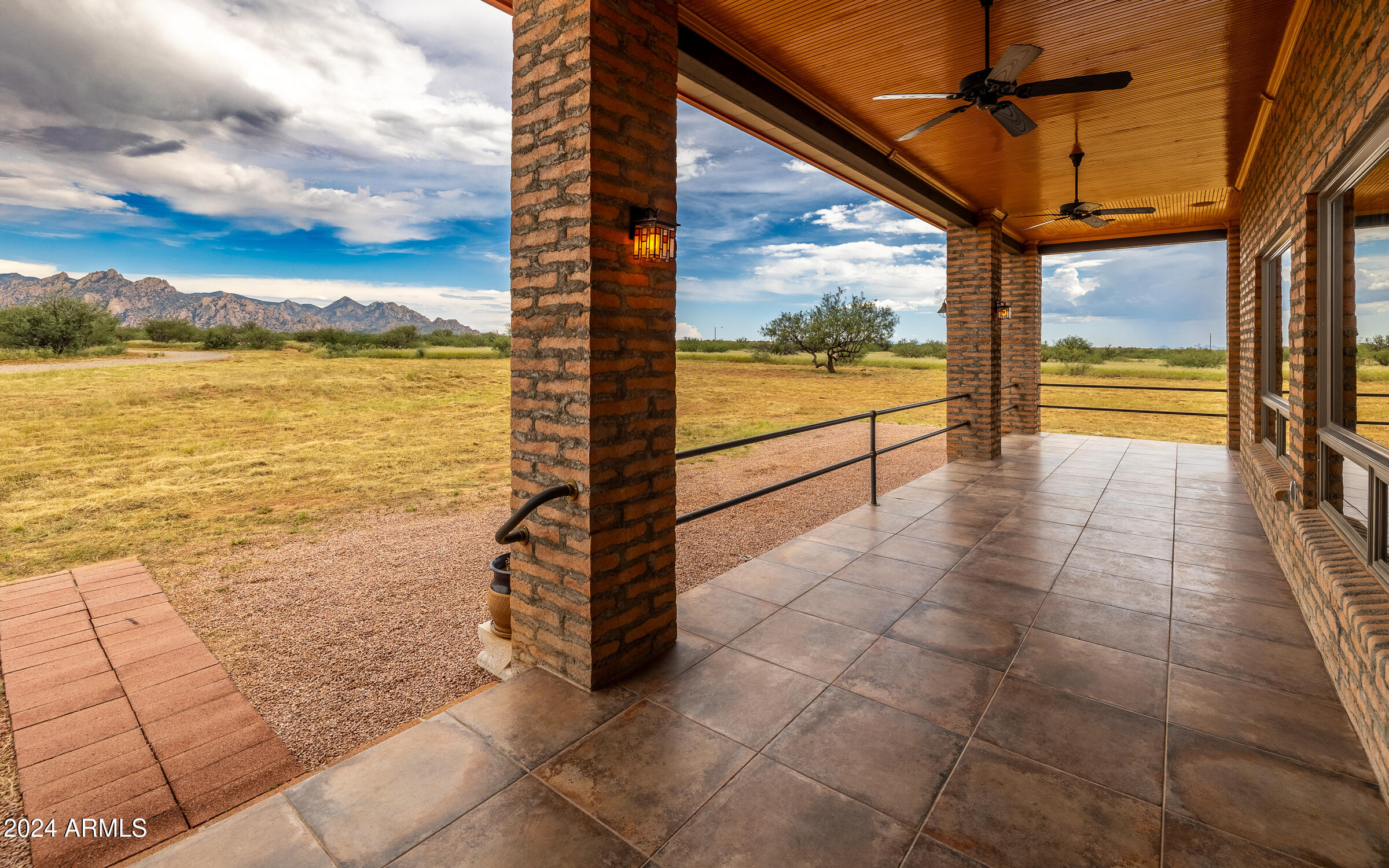 DRAGOON MOUNTAIN RANCH 1 - Residential