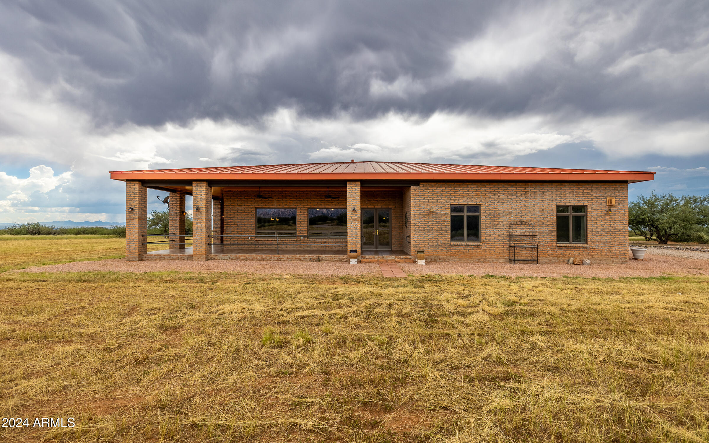 DRAGOON MOUNTAIN RANCH 1 - Residential