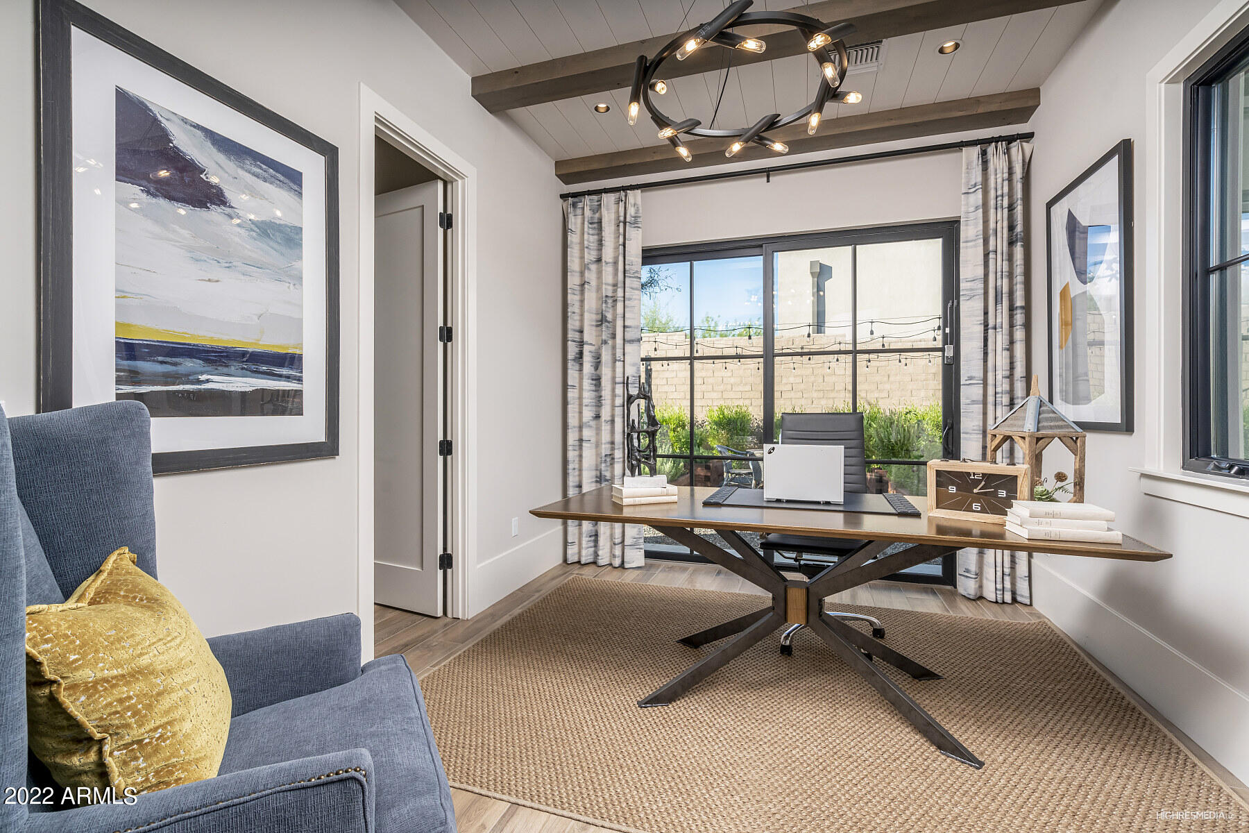 BRONCO ESTATES - Residential