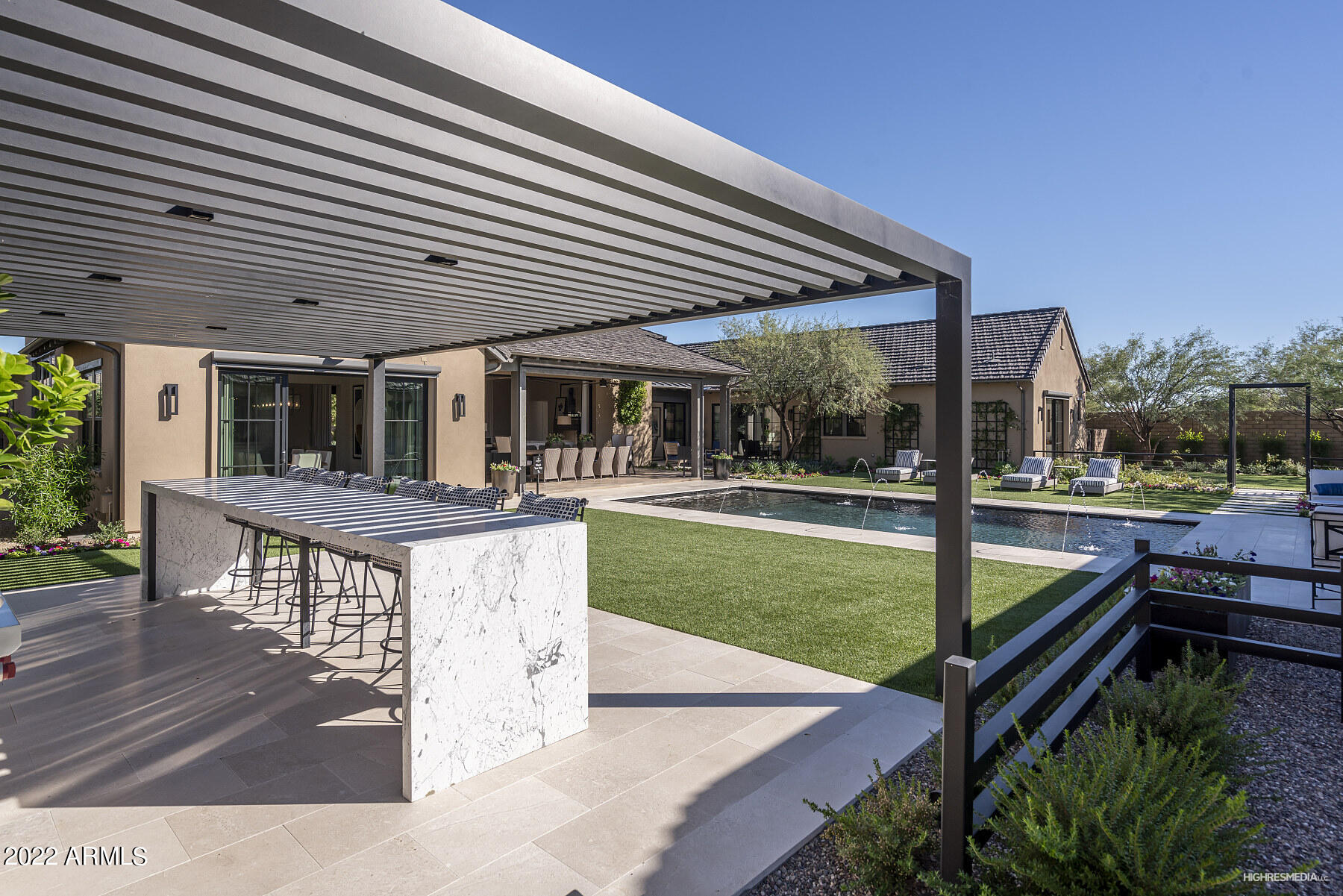 BRONCO ESTATES - Residential