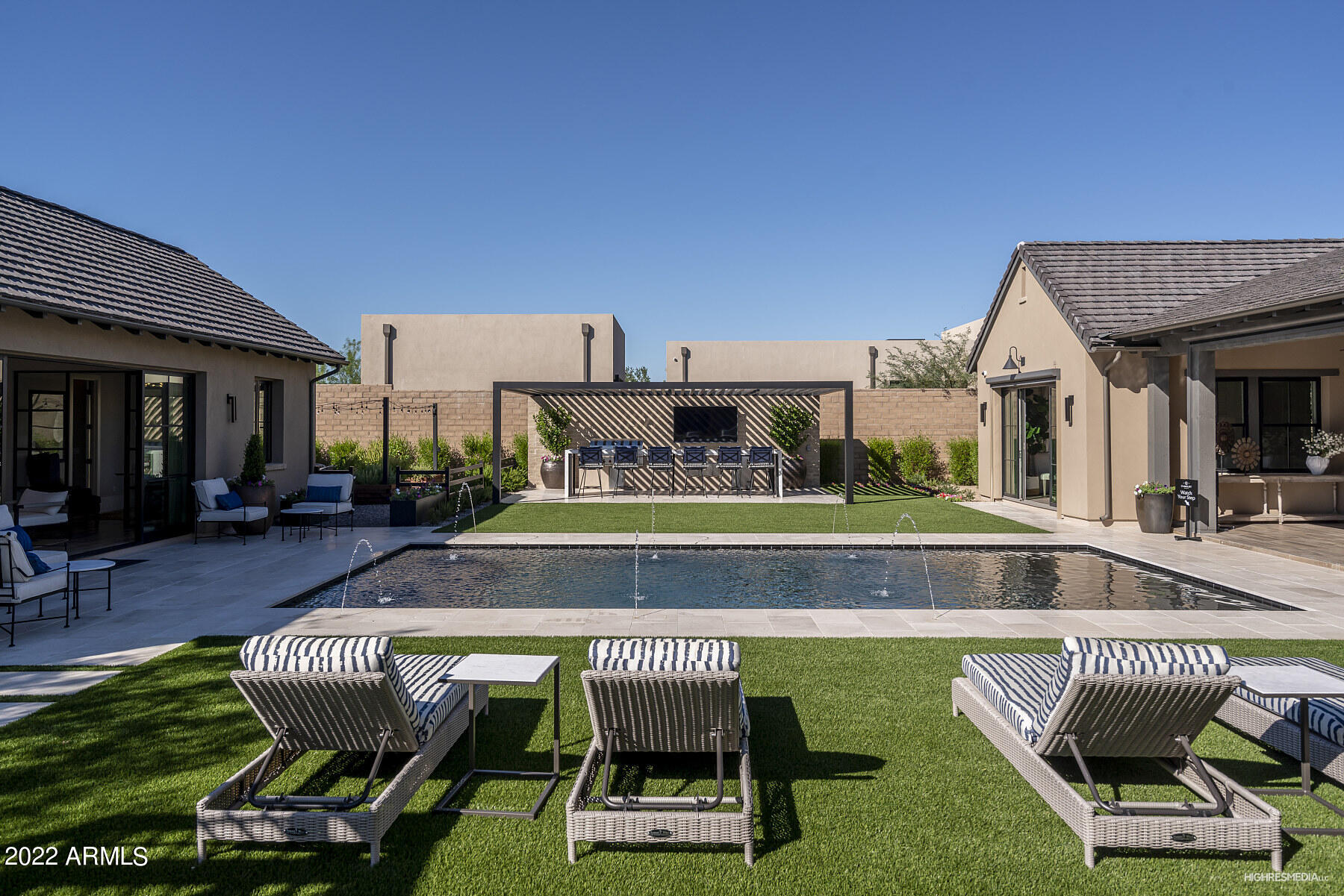 BRONCO ESTATES - Residential