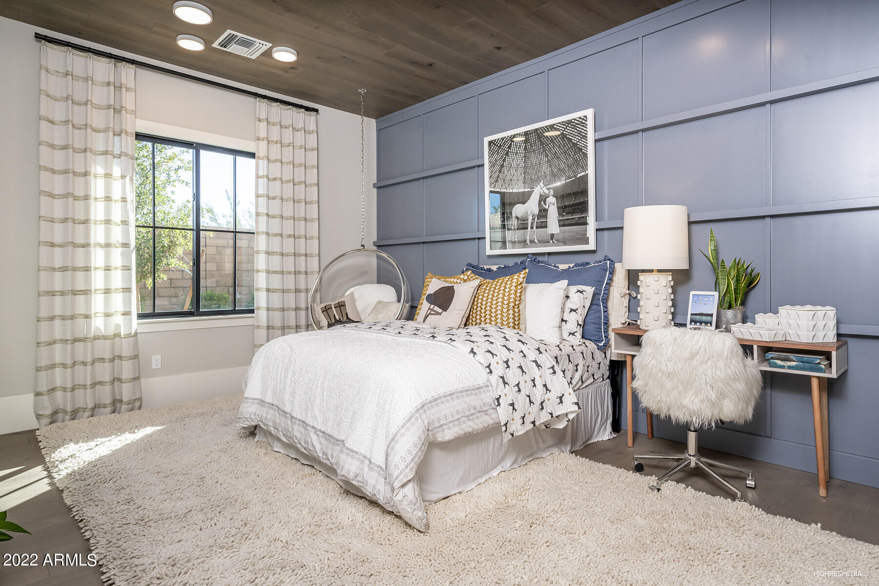 BRONCO ESTATES - Residential