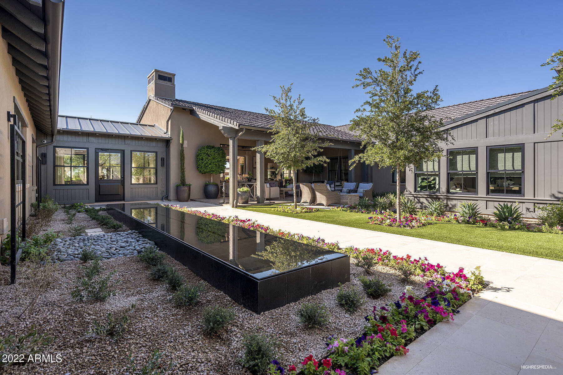 BRONCO ESTATES - Residential