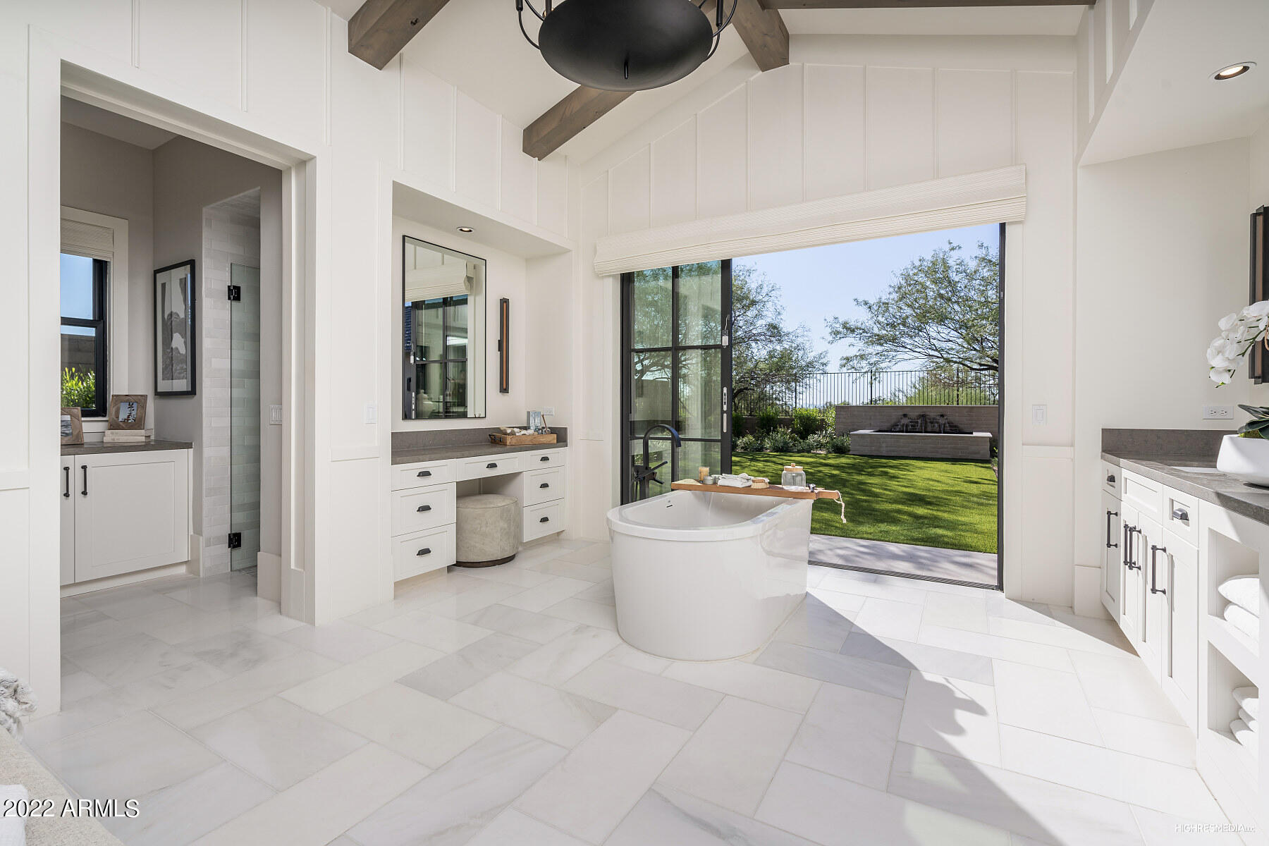 BRONCO ESTATES - Residential