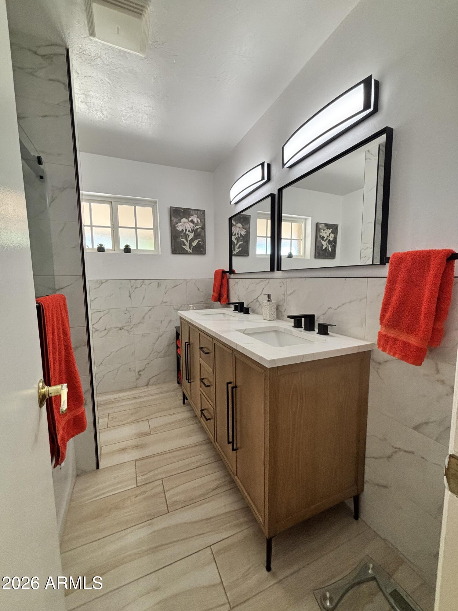 VALLEY VIEW 4 - Residential