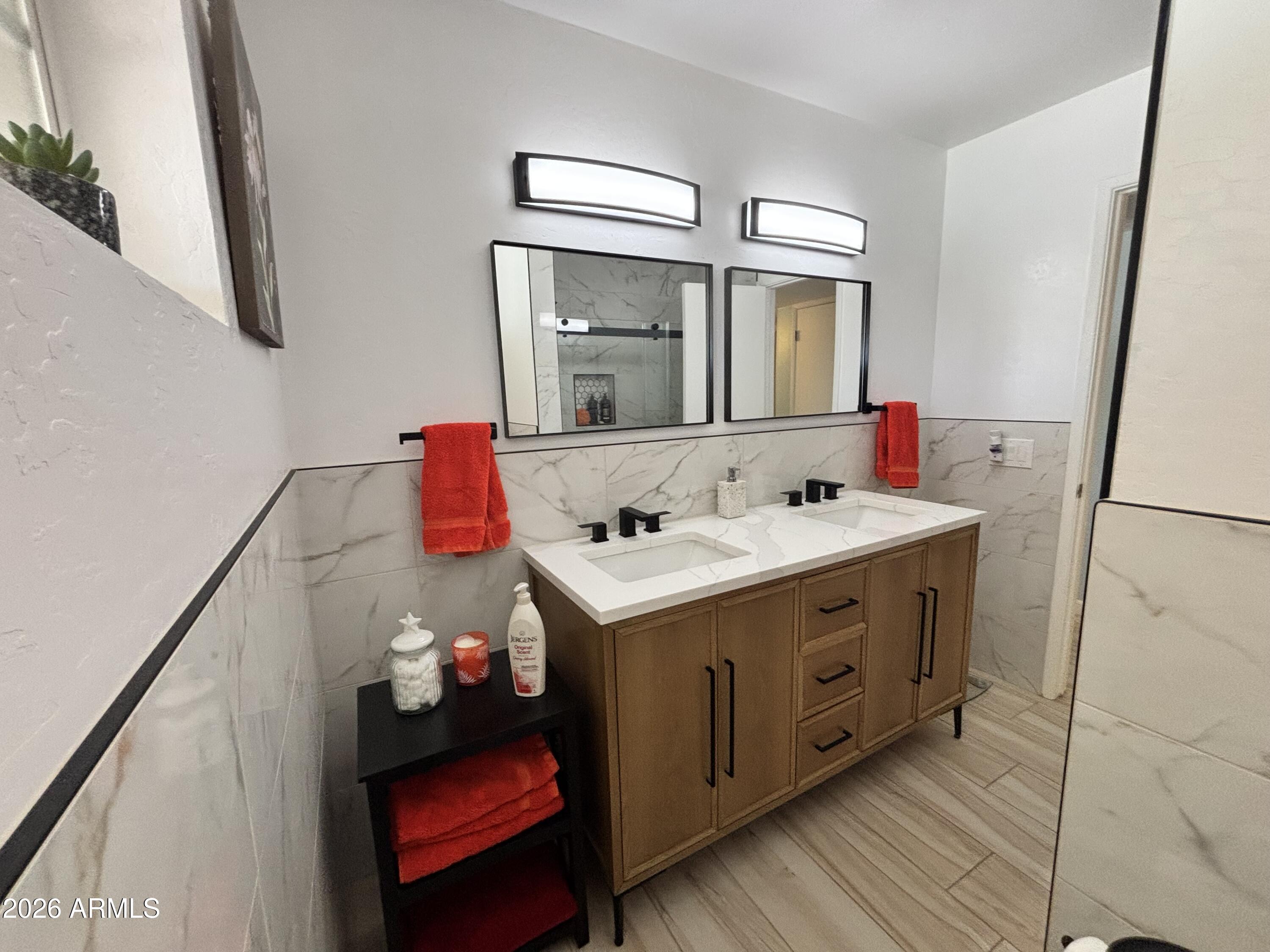 VALLEY VIEW 4 - Residential
