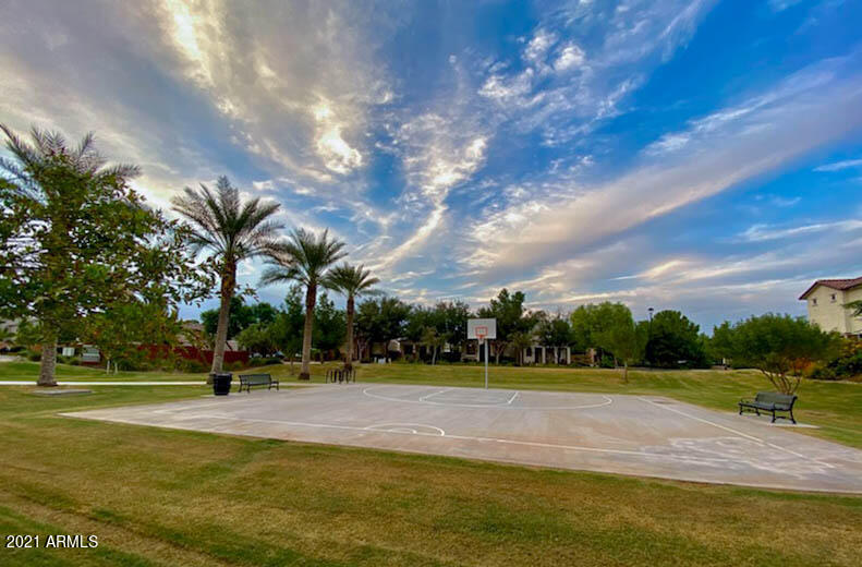 WILLOWS at Gilbert - Residential Lease