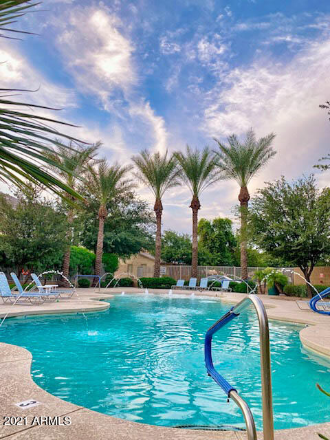 WILLOWS at Gilbert - Residential Lease