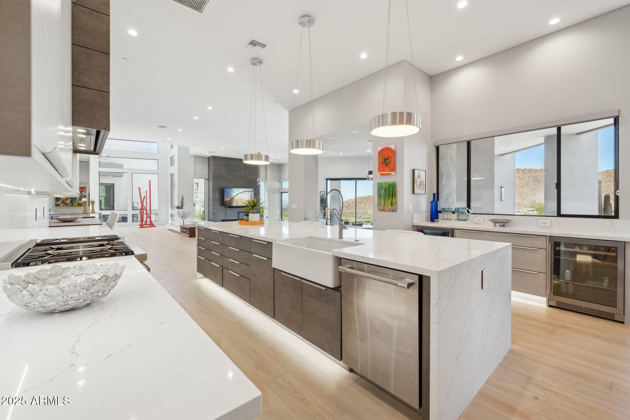 EAGLE RIDGE AT FOUNTAIN HILLS - Residential