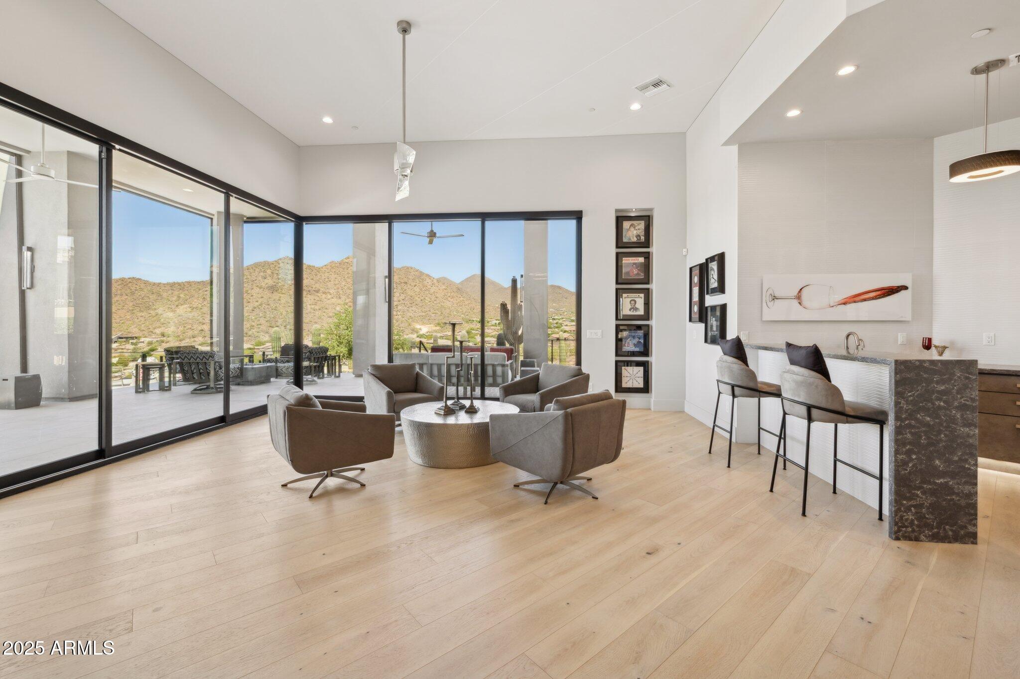 EAGLE RIDGE AT FOUNTAIN HILLS - Residential