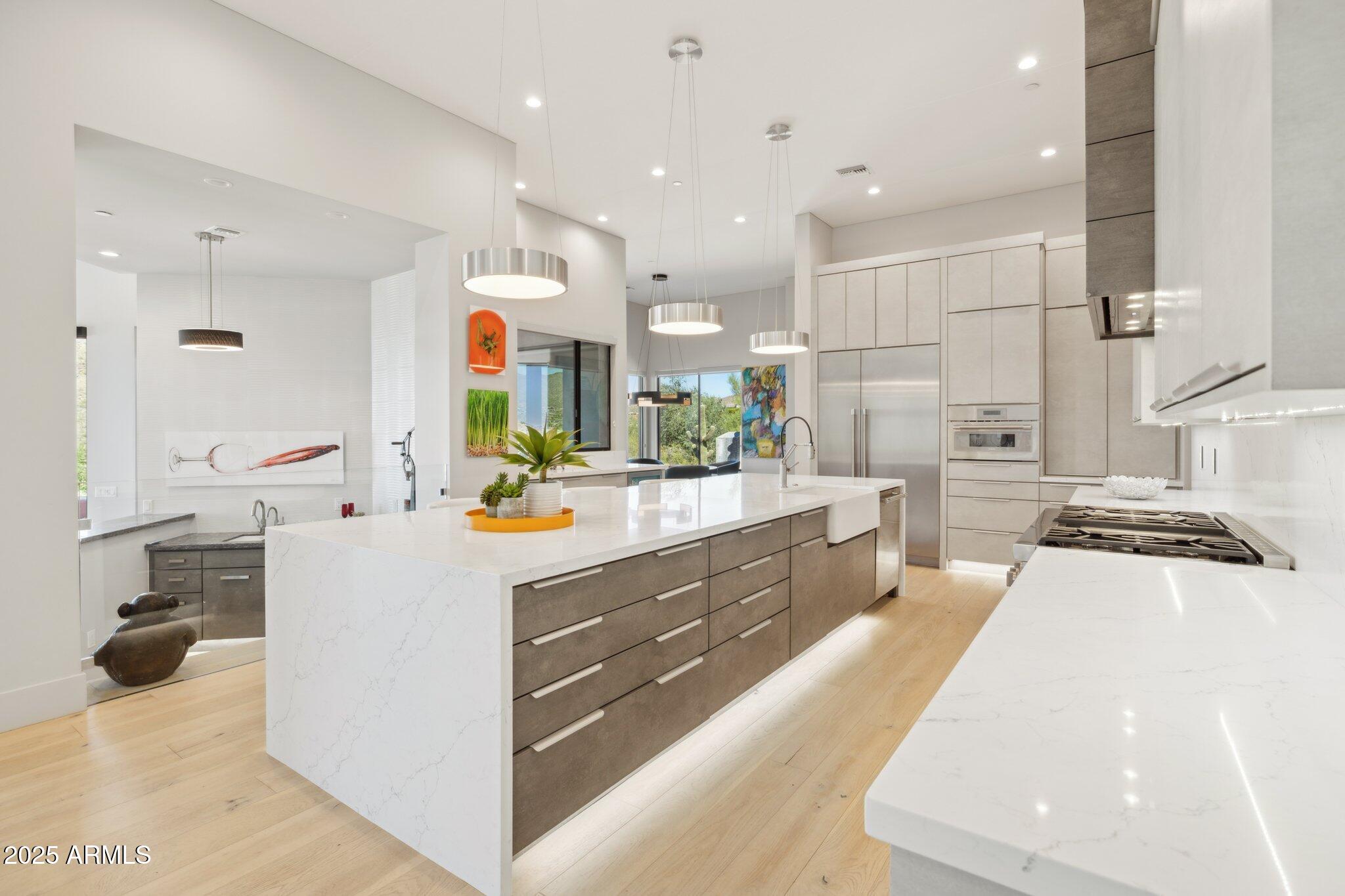 EAGLE RIDGE AT FOUNTAIN HILLS - Residential