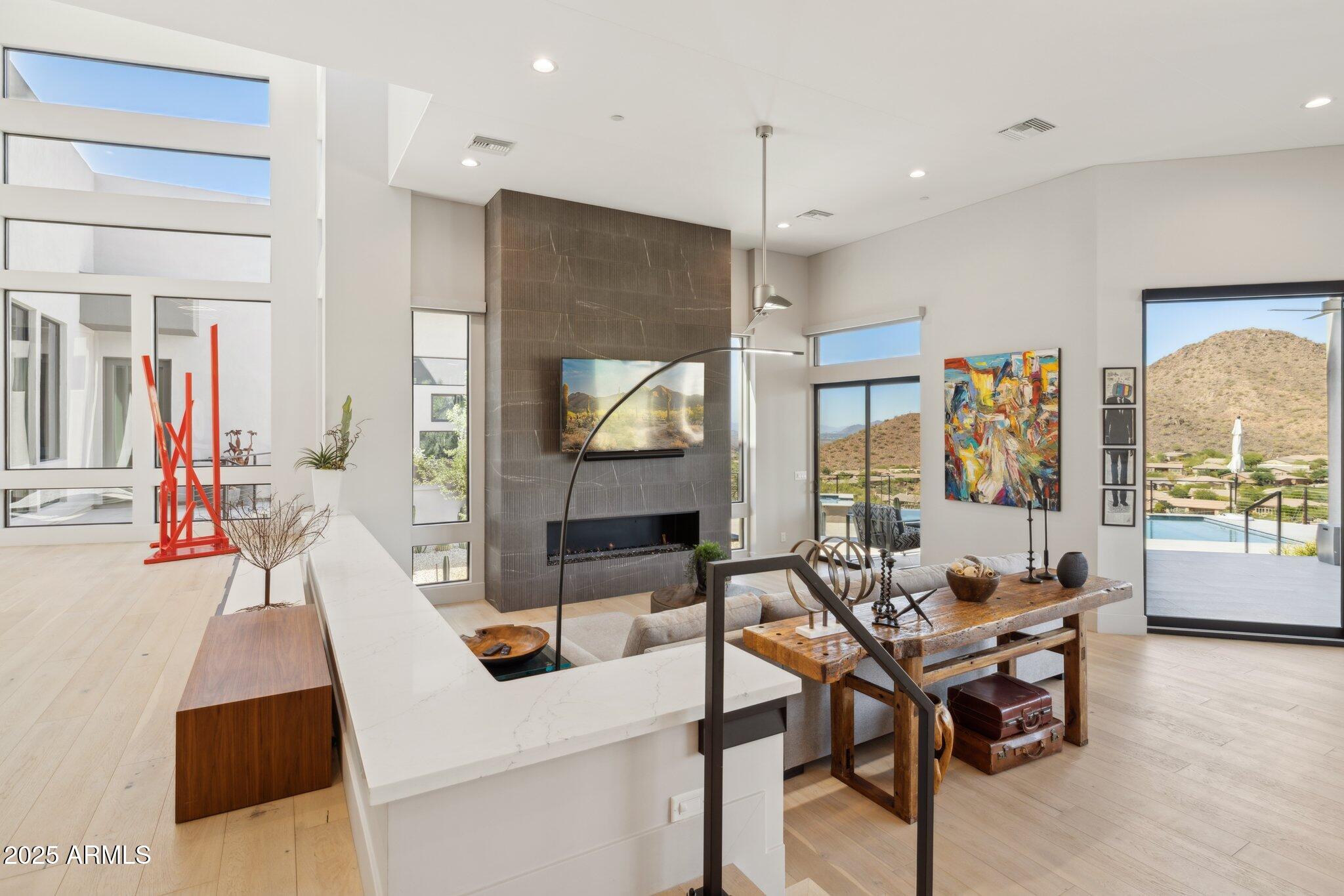 EAGLE RIDGE AT FOUNTAIN HILLS - Residential