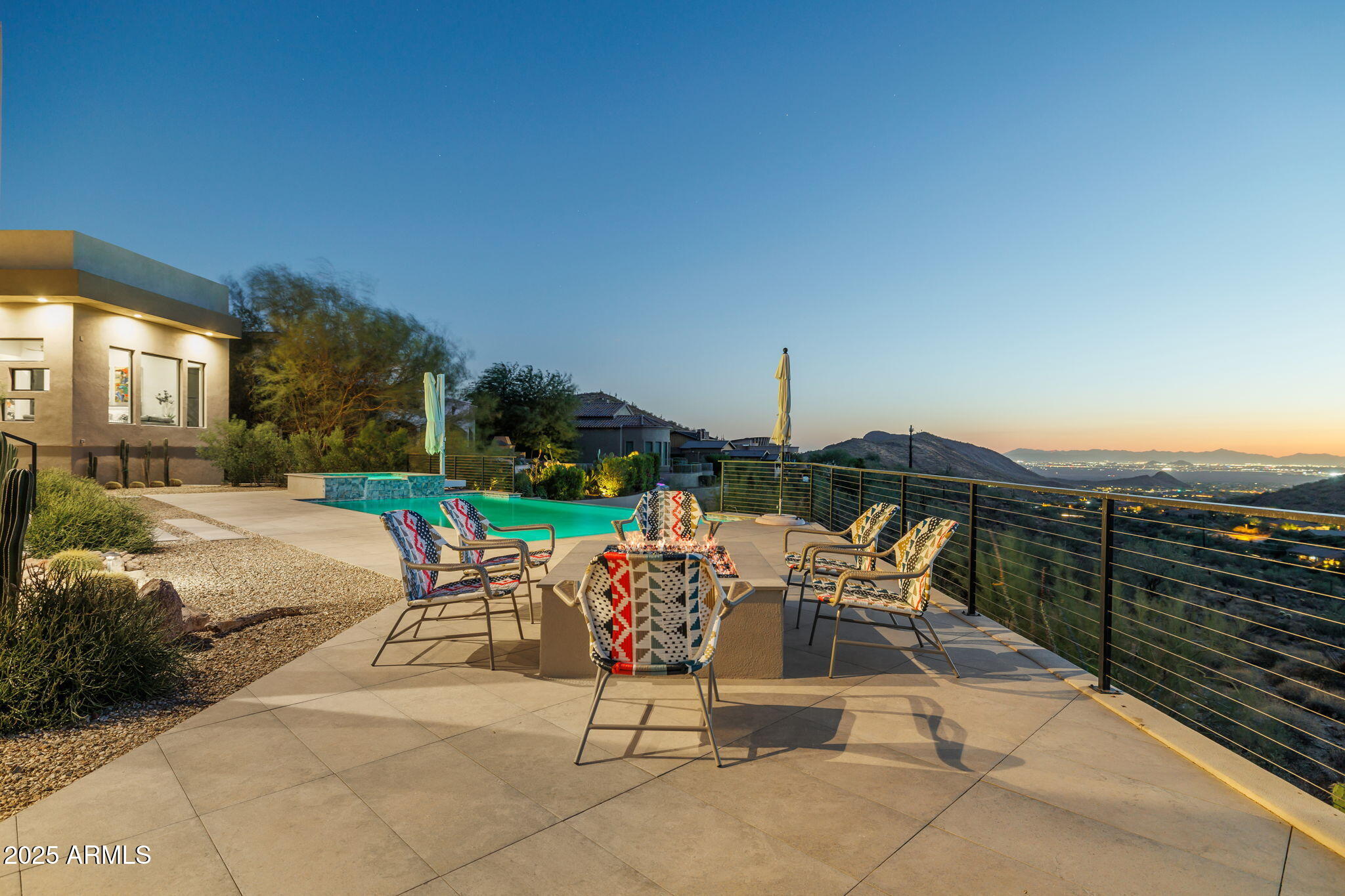 EAGLE RIDGE AT FOUNTAIN HILLS - Residential