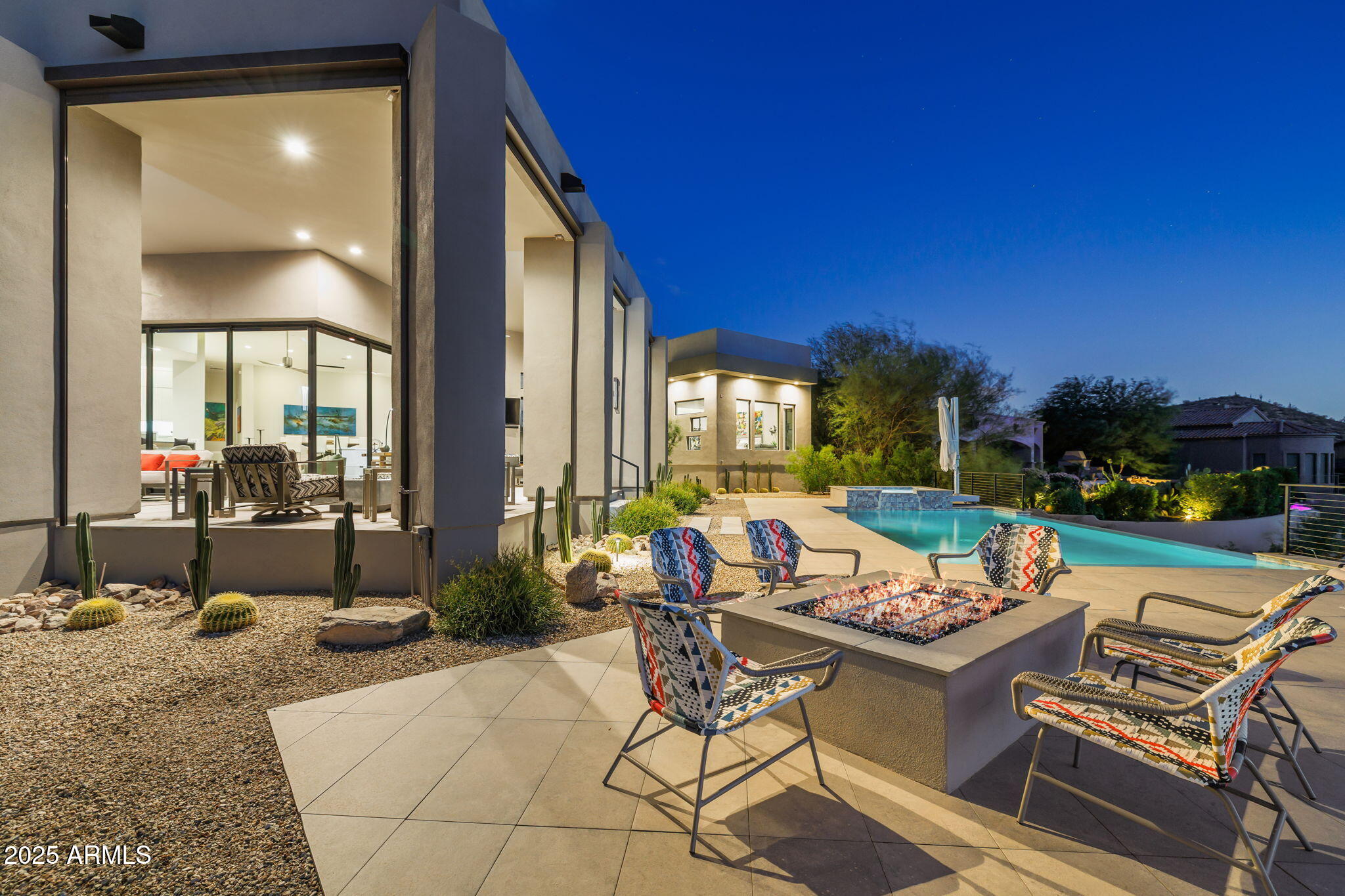 EAGLE RIDGE AT FOUNTAIN HILLS - Residential