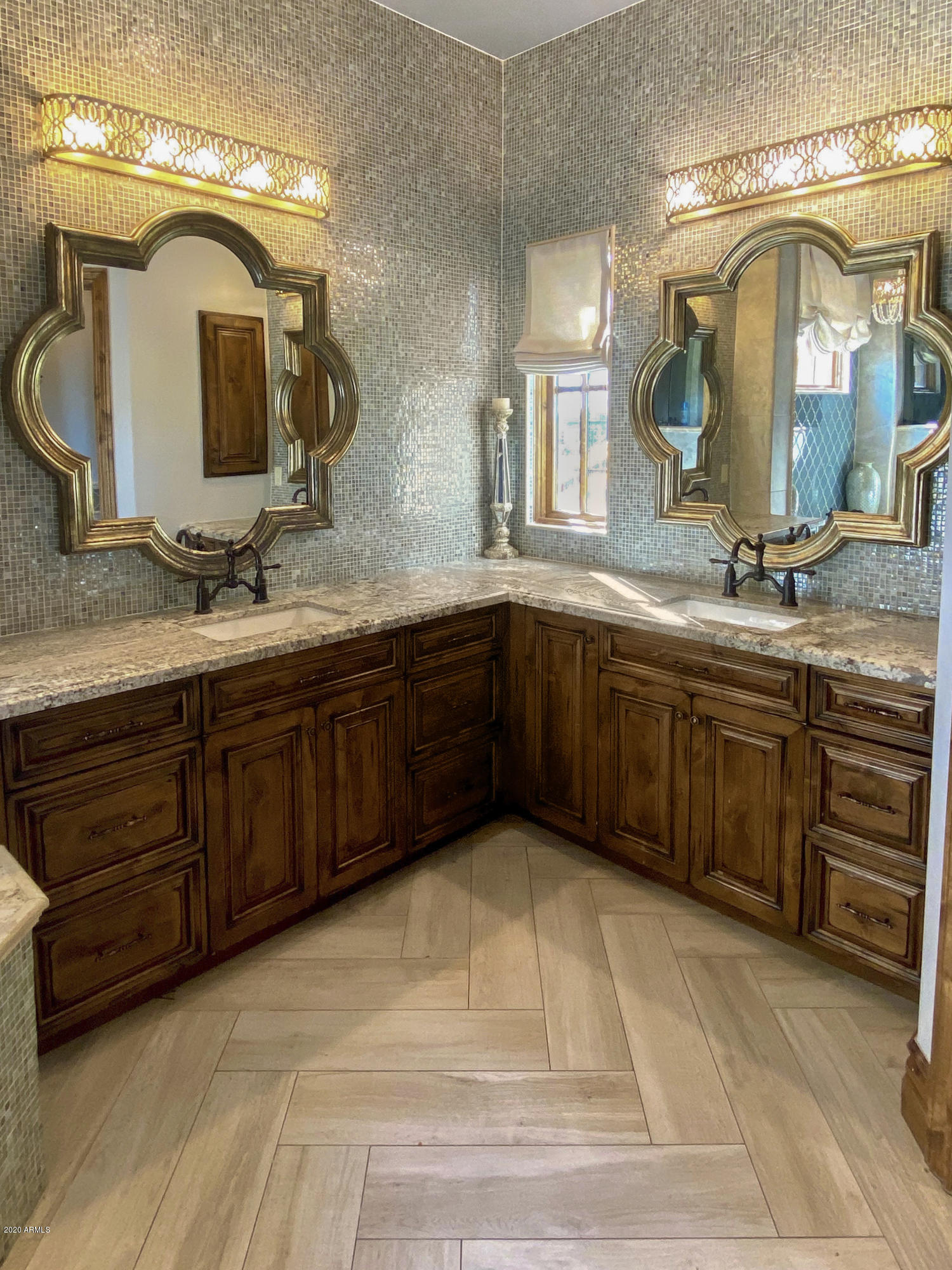 SANTAN LAKESIDE ESTATES AMD - Residential