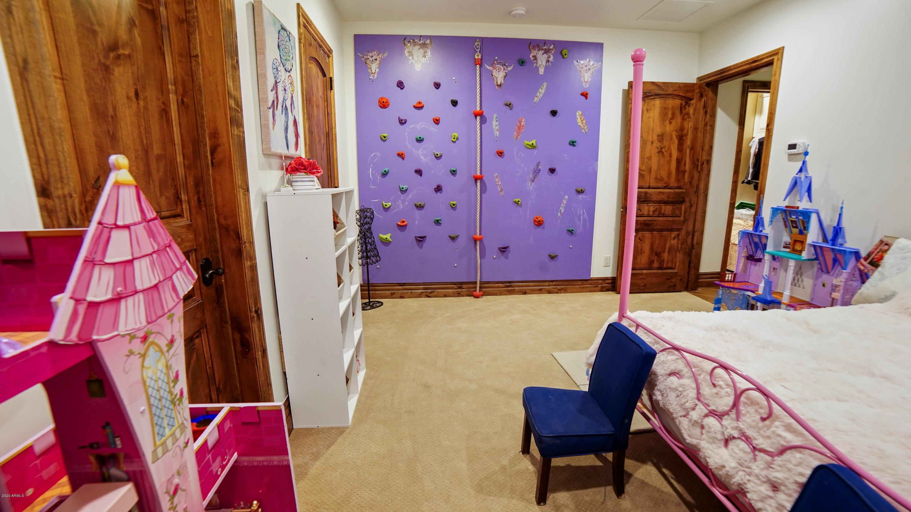 SANTAN LAKESIDE ESTATES AMD - Residential