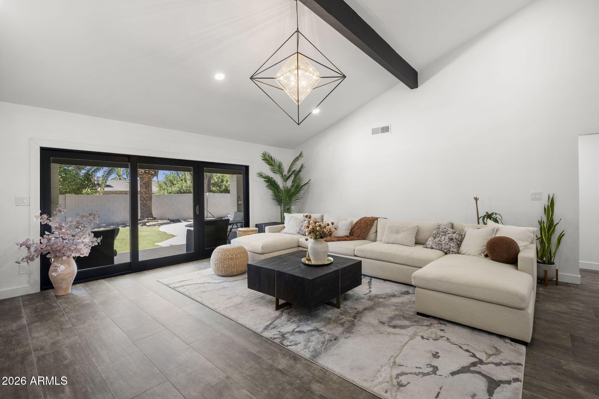 SANDS SCOTTSDALE 5 - Residential