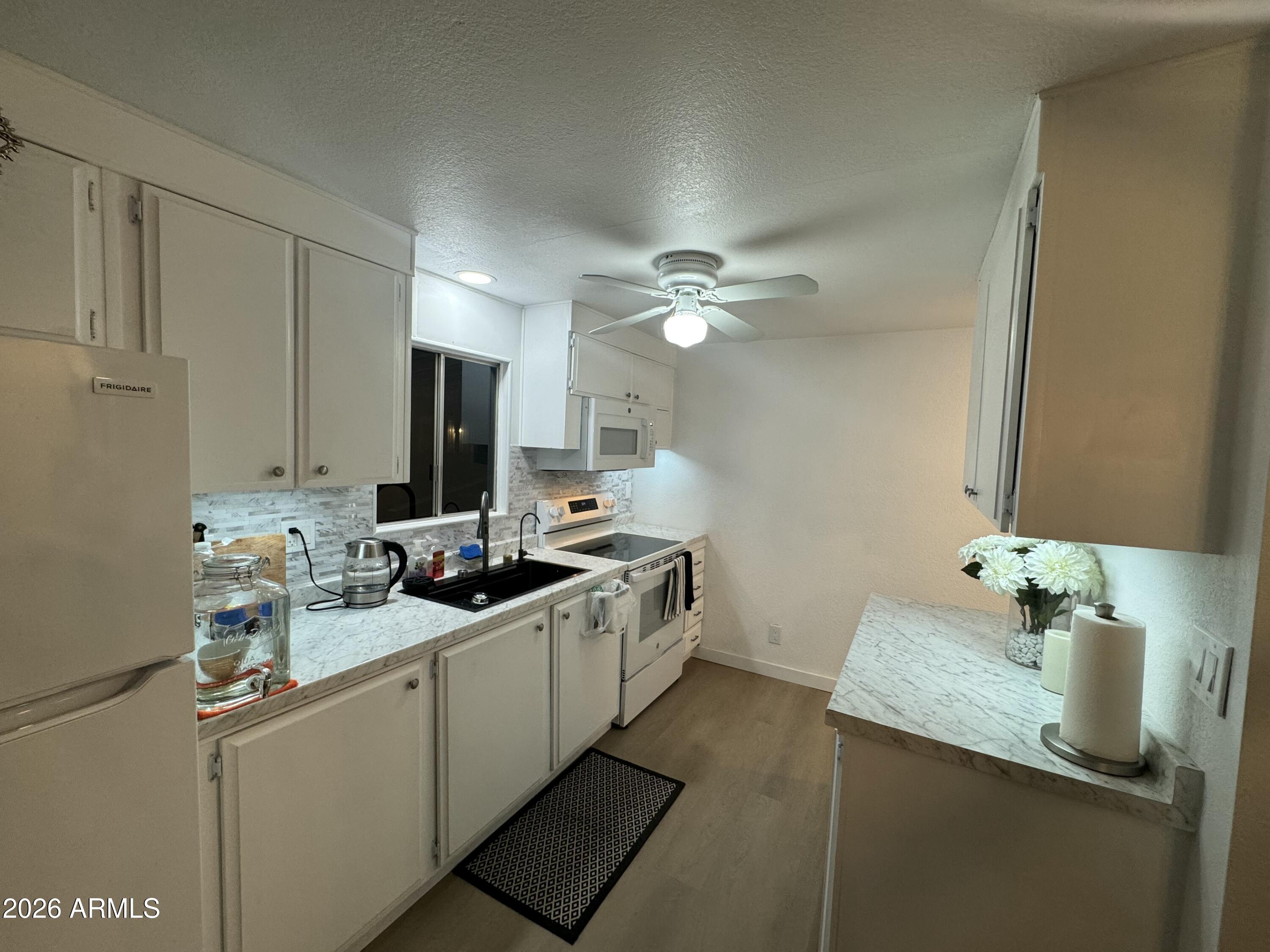 Casa Del Sol East - Residential