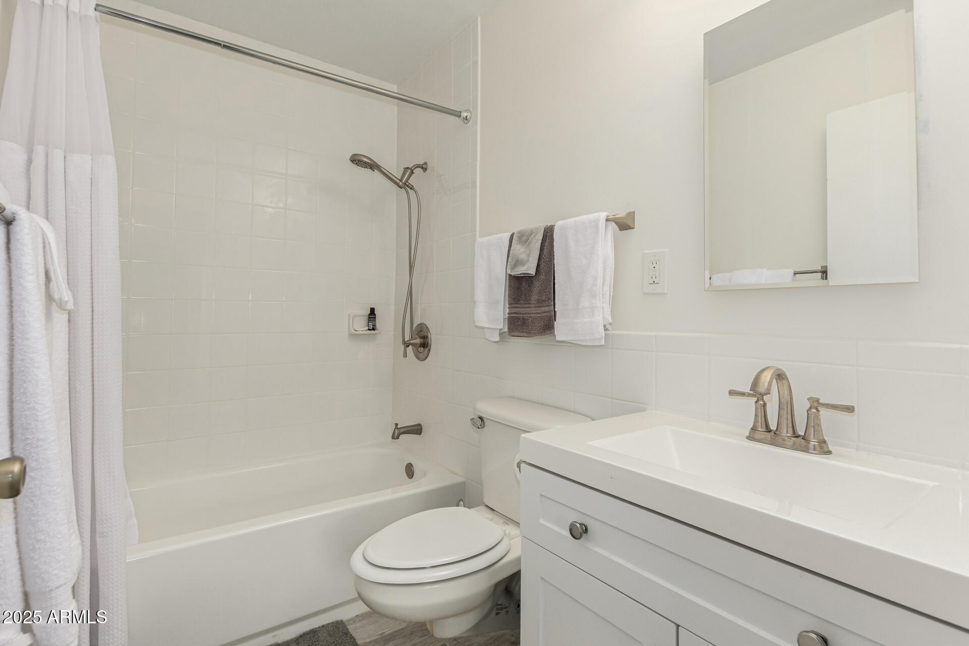 SCOTTSDALE EAST - Residential