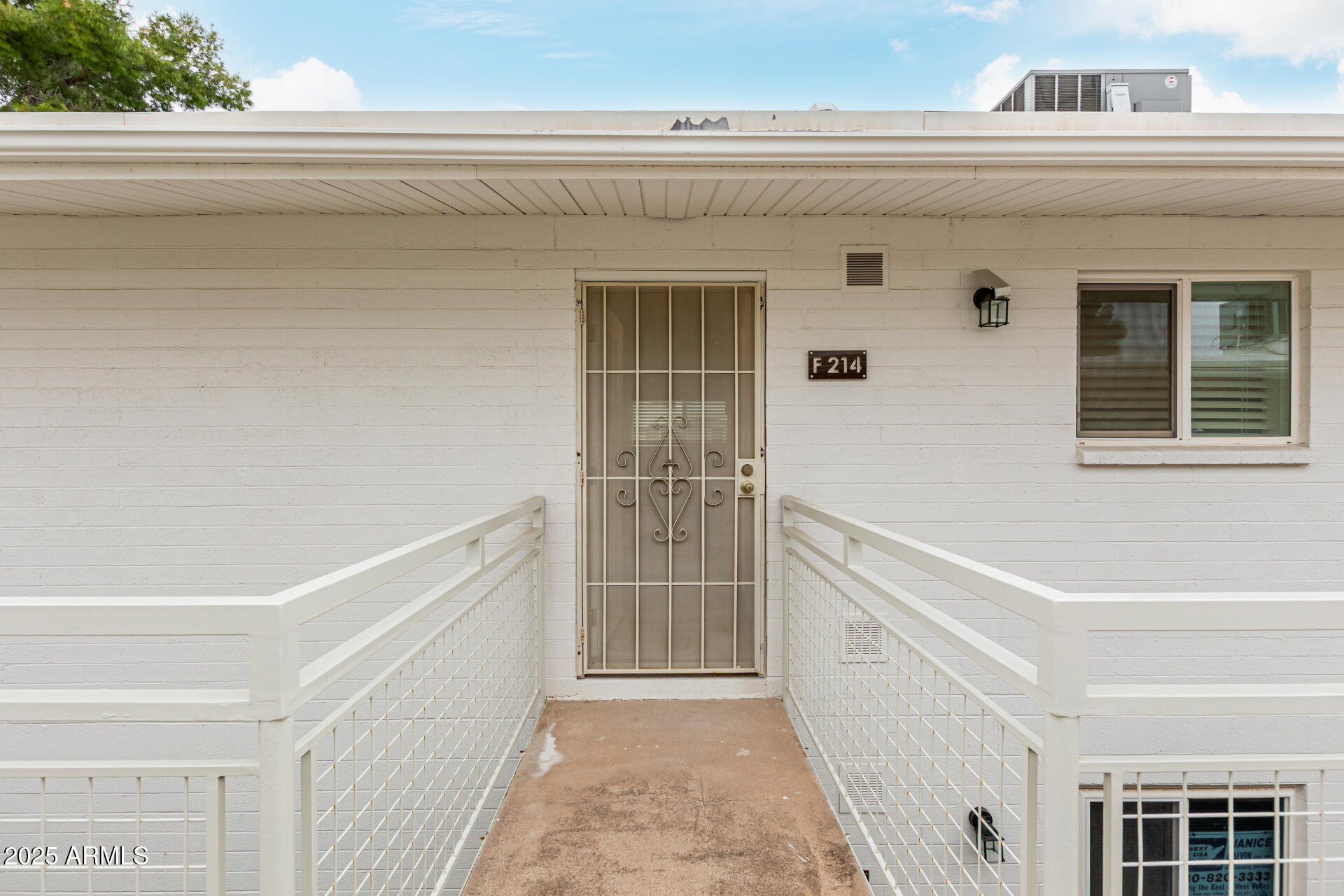 SCOTTSDALE EAST - Residential