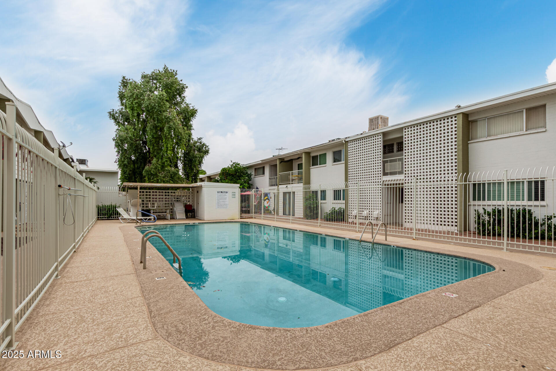 SCOTTSDALE EAST - Residential
