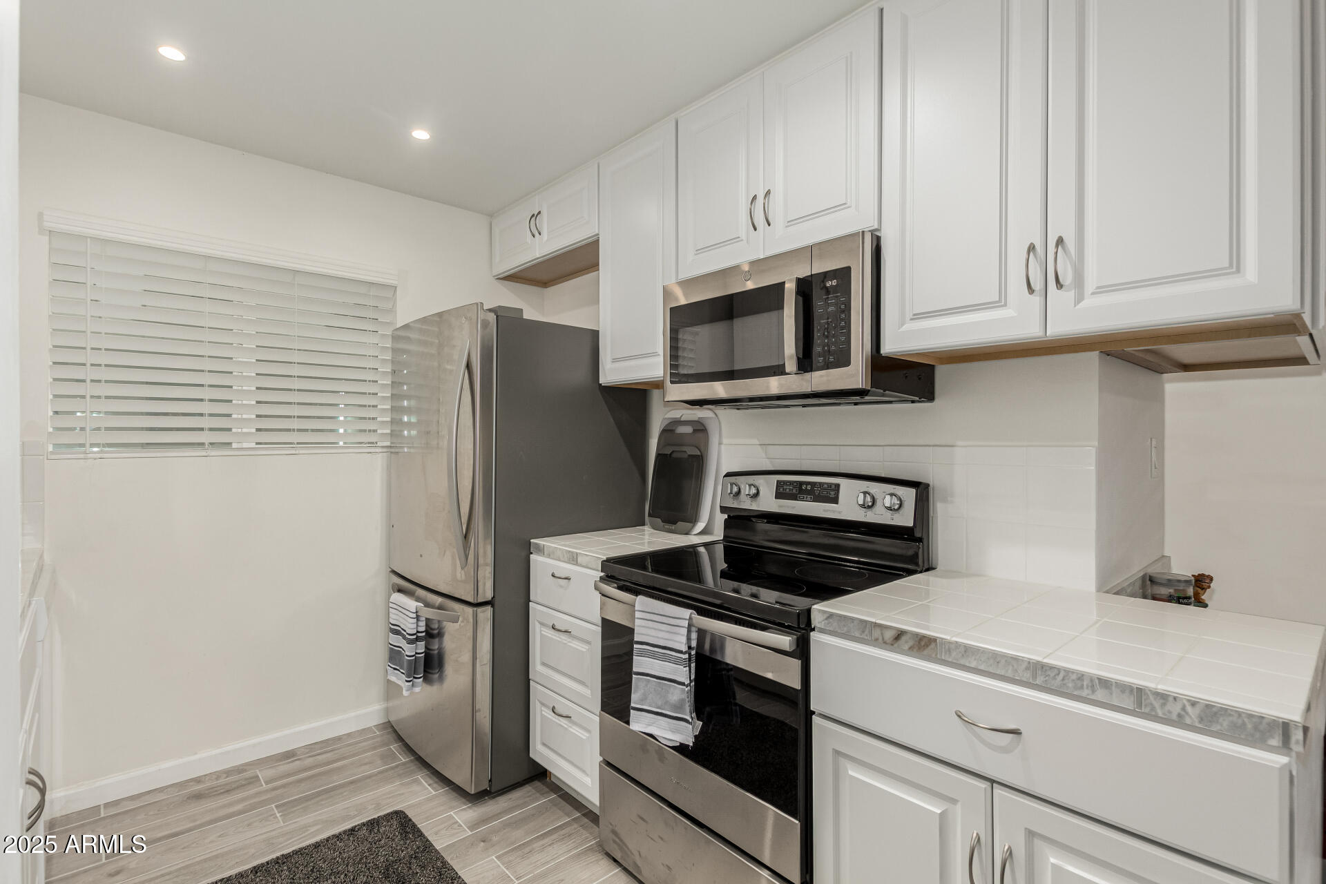 SCOTTSDALE EAST - Residential