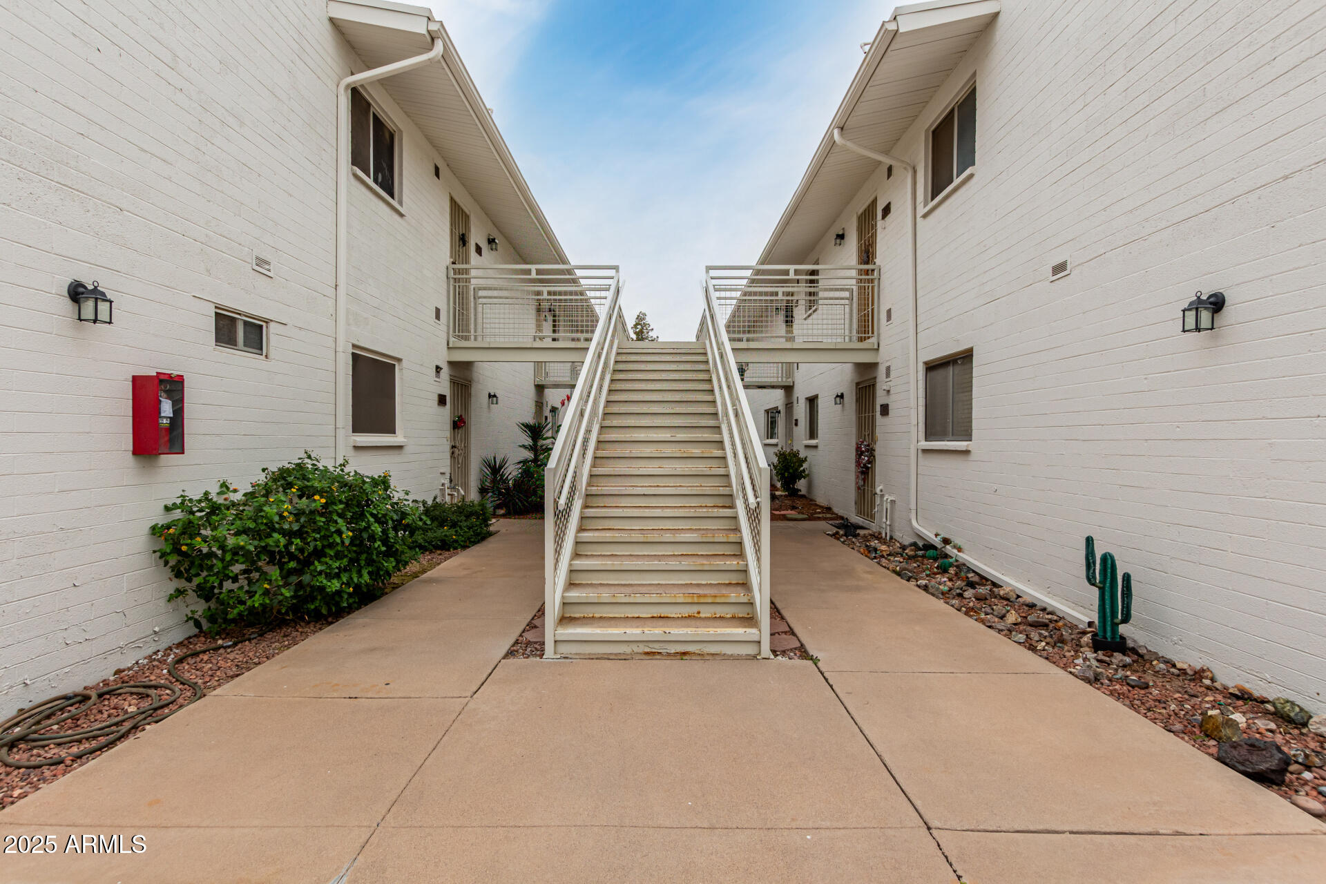 SCOTTSDALE EAST - Residential