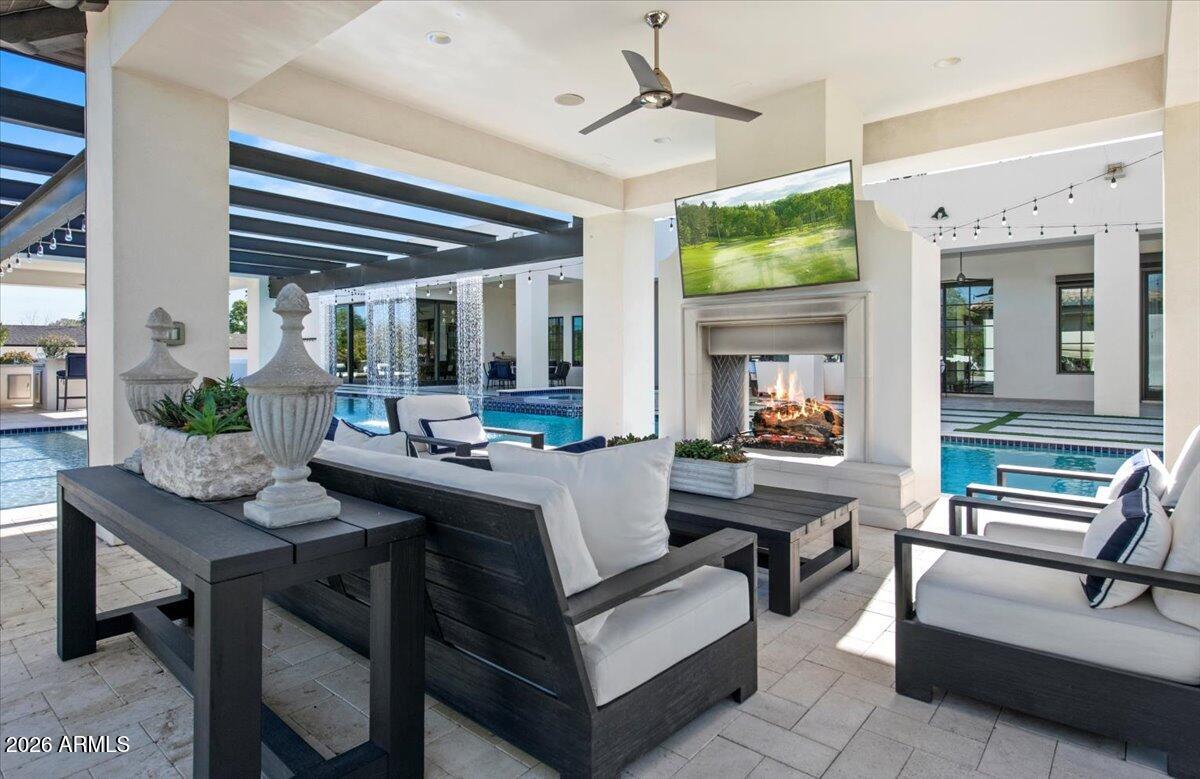 GROSSE POINTE HIGHLANDS - Residential