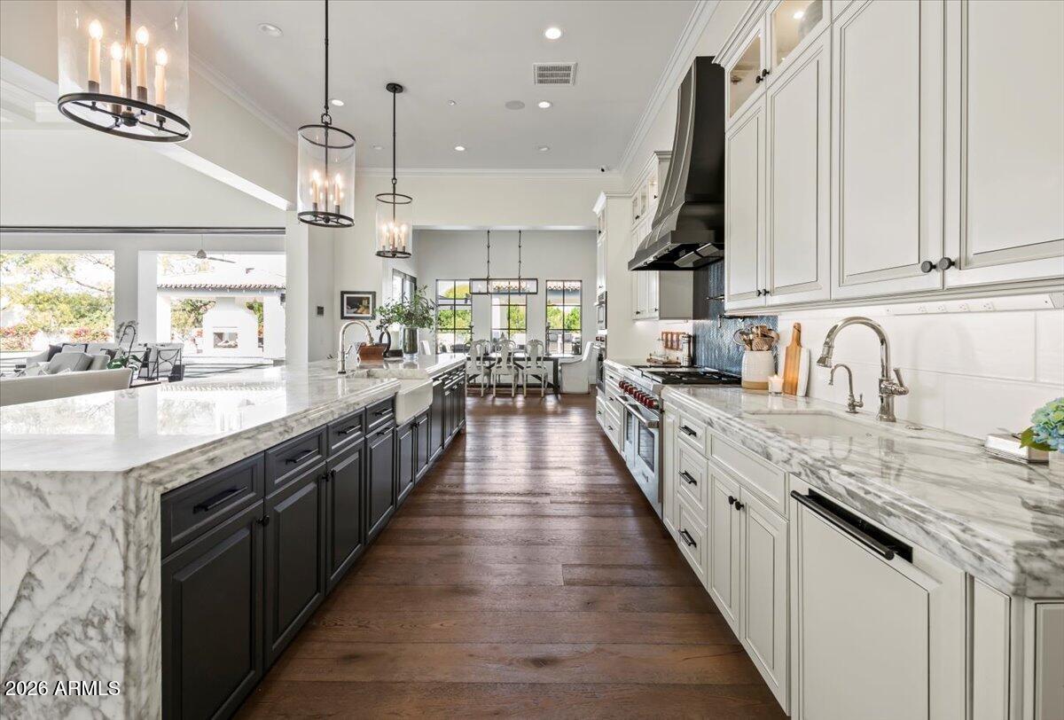 GROSSE POINTE HIGHLANDS - Residential