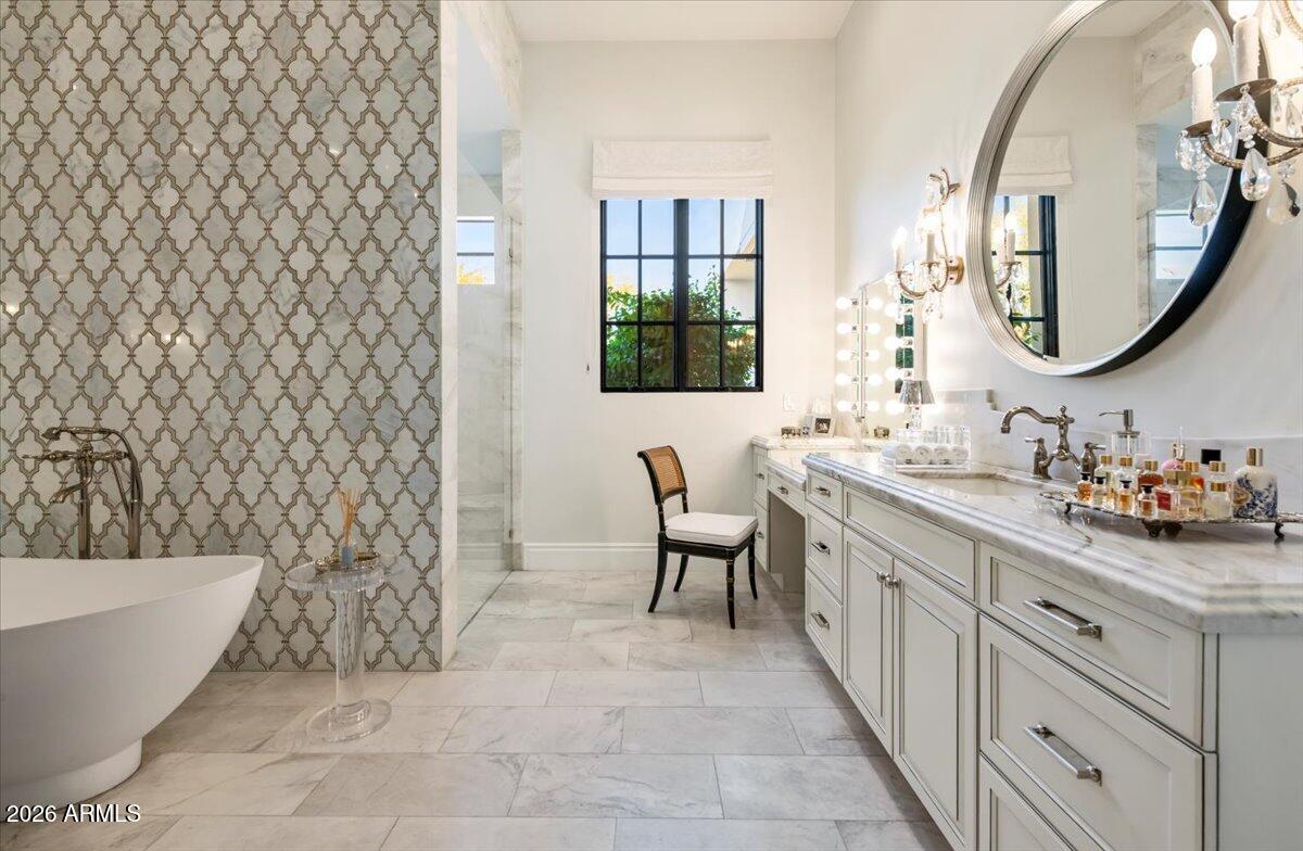 GROSSE POINTE HIGHLANDS - Residential