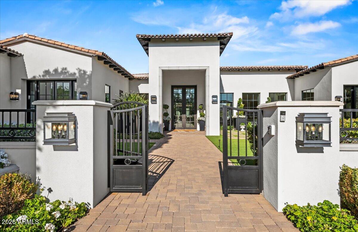 GROSSE POINTE HIGHLANDS - Residential