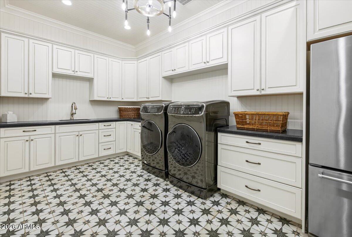 GROSSE POINTE HIGHLANDS - Residential