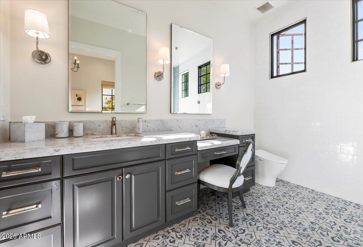 GROSSE POINTE HIGHLANDS - Residential